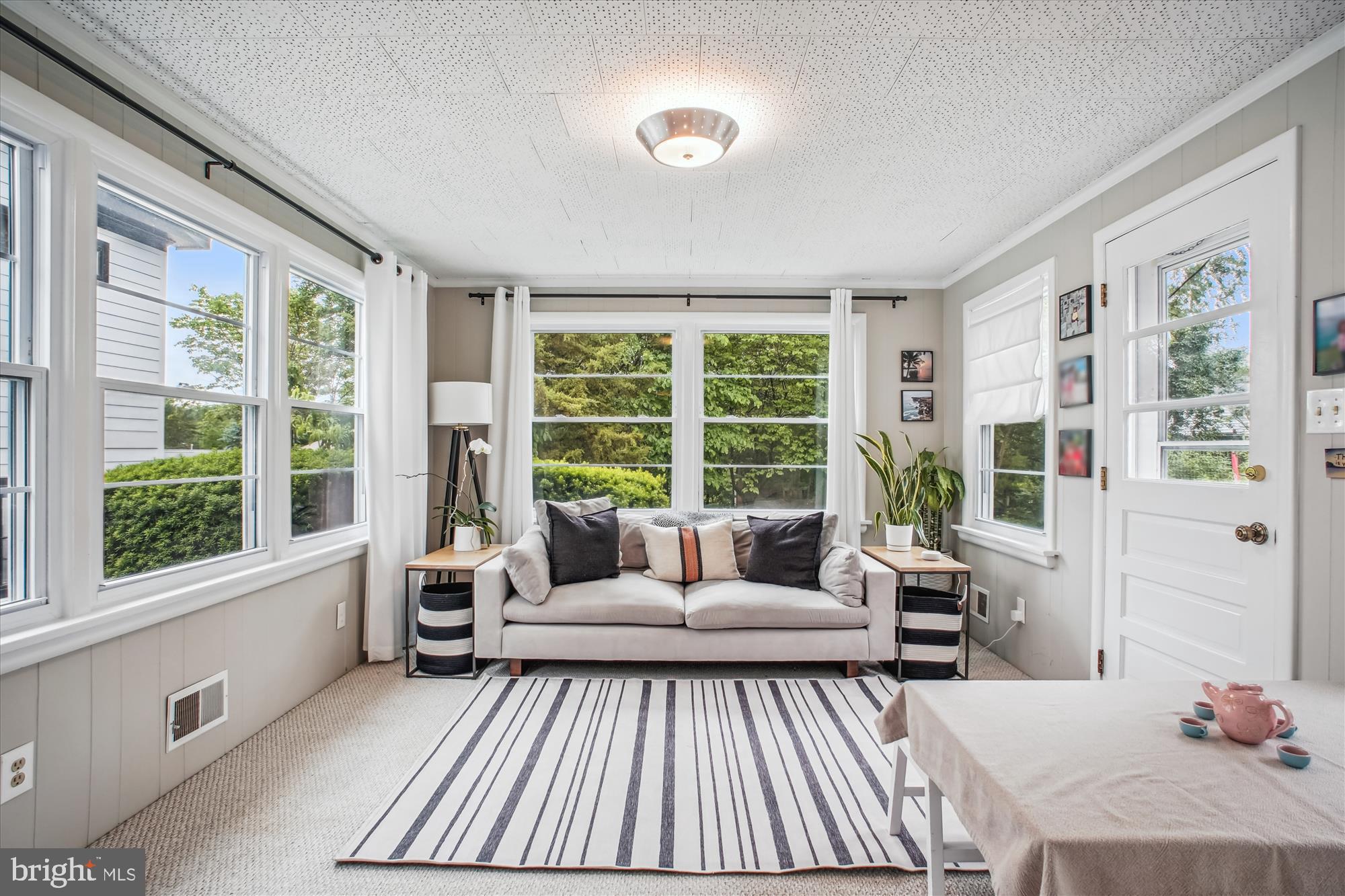 OVERLEE - Residential Lease