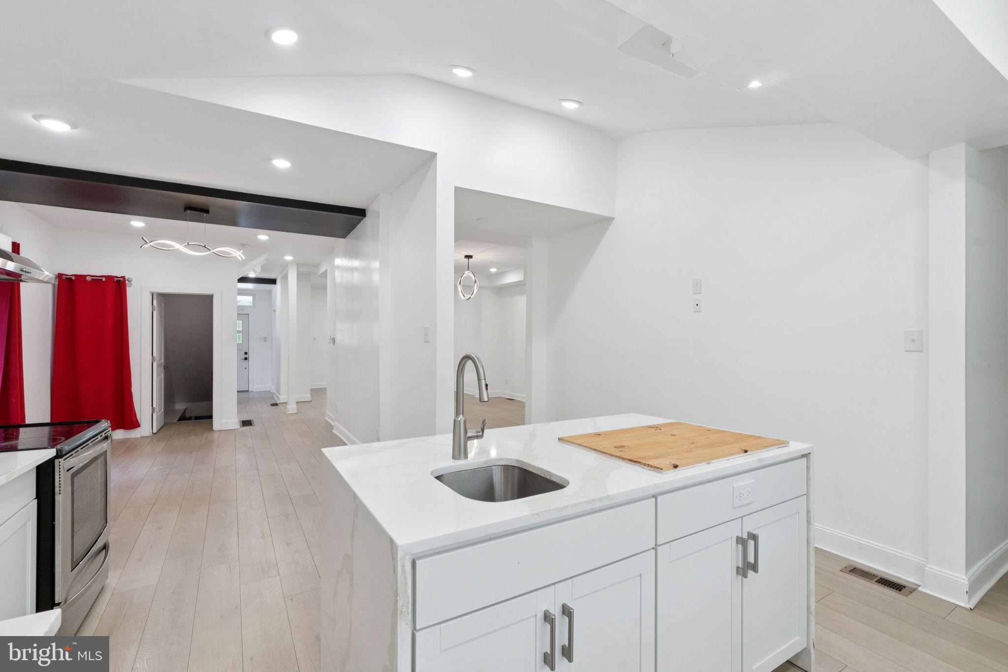 CHELTENHAM - Residential