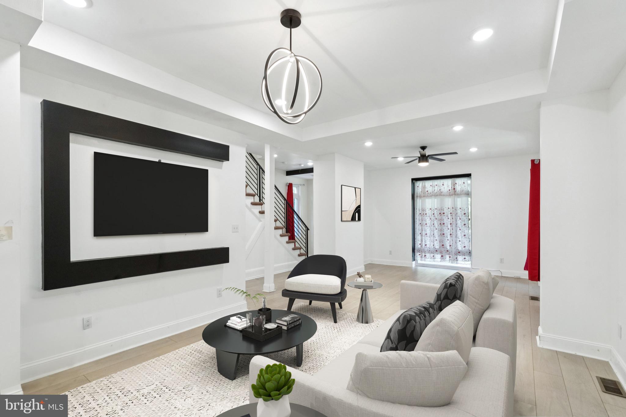 CHELTENHAM - Residential