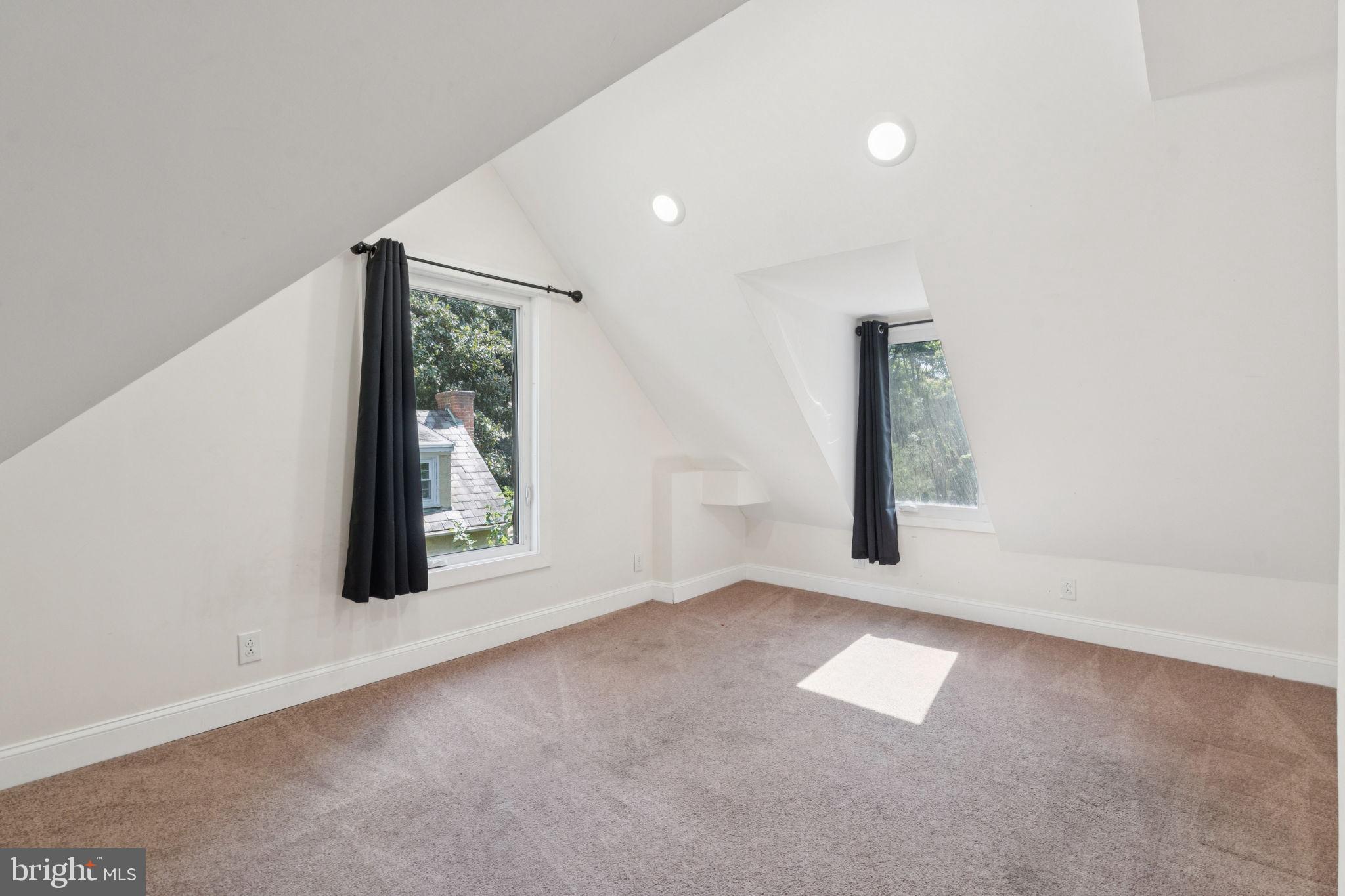 CHELTENHAM - Residential