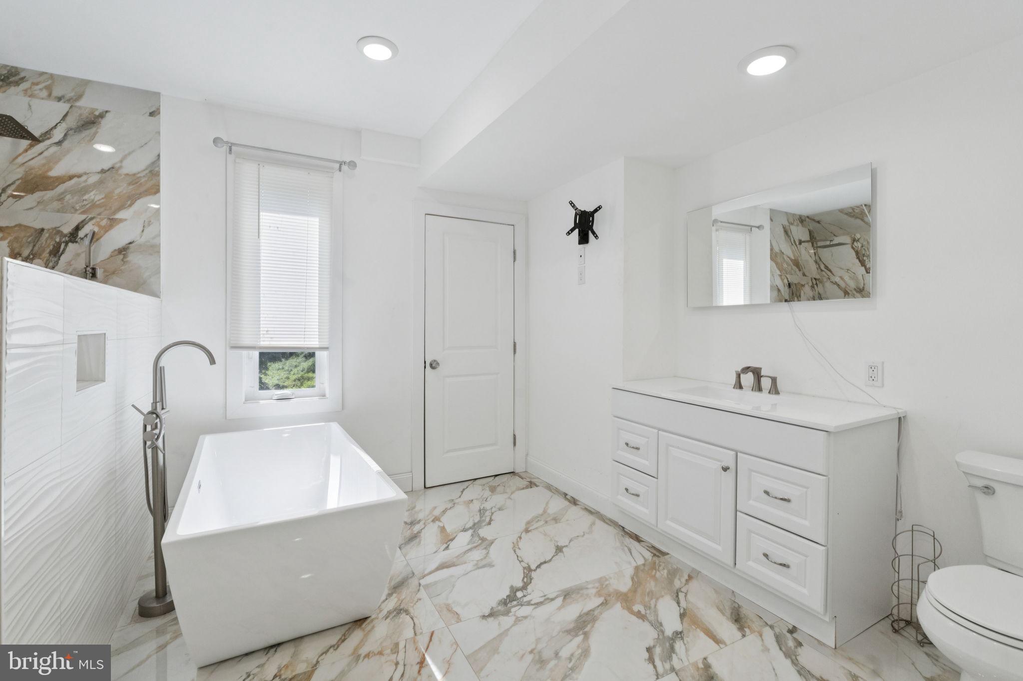 CHELTENHAM - Residential