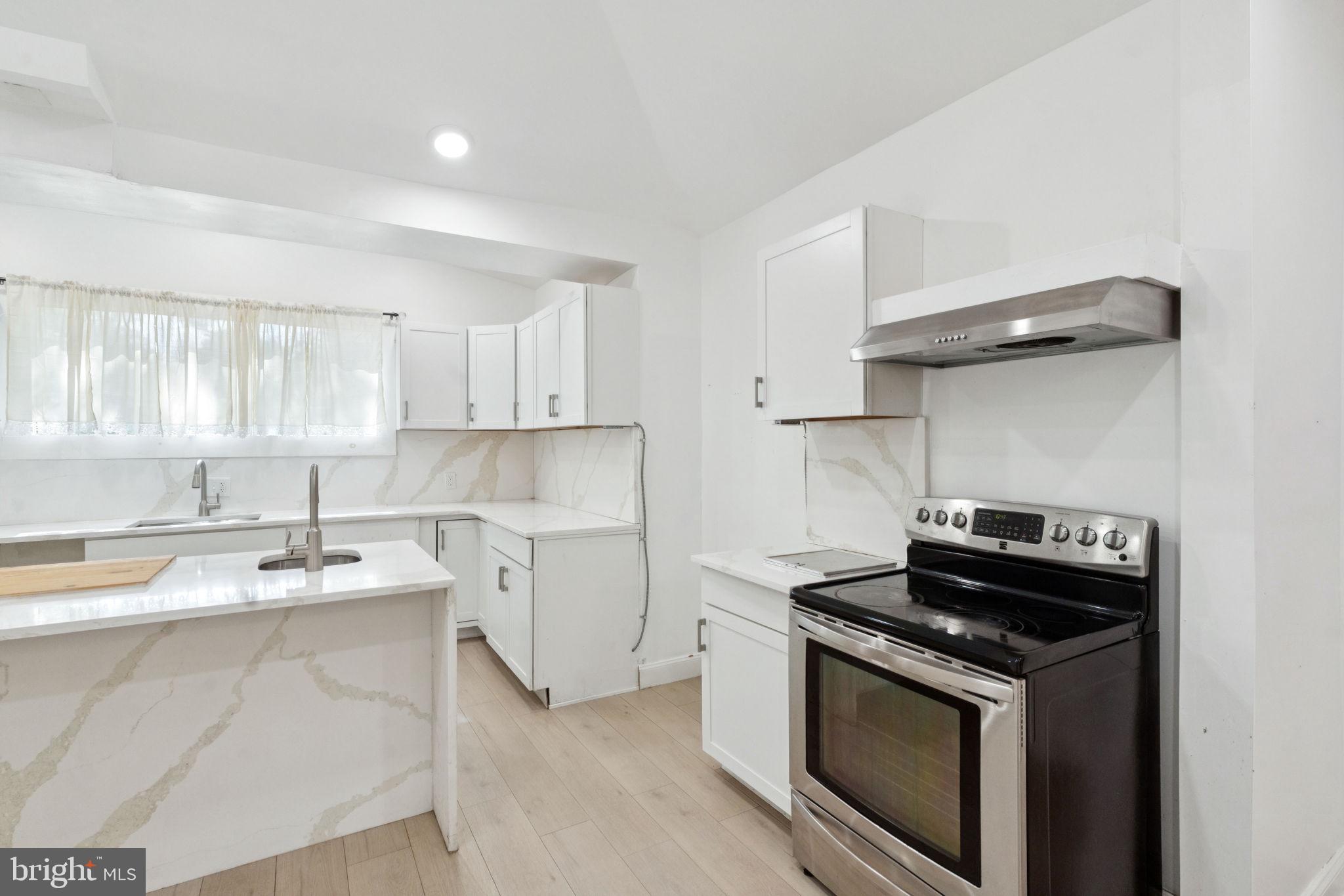 CHELTENHAM - Residential