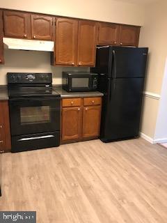 PRINCETON SQUARE ADDITIO - Residential Lease