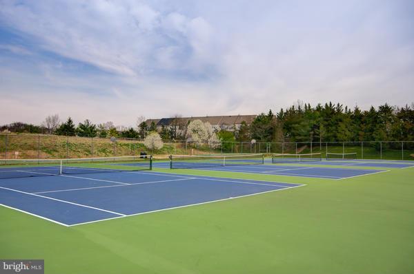 MANCHESTER LAKES - Residential