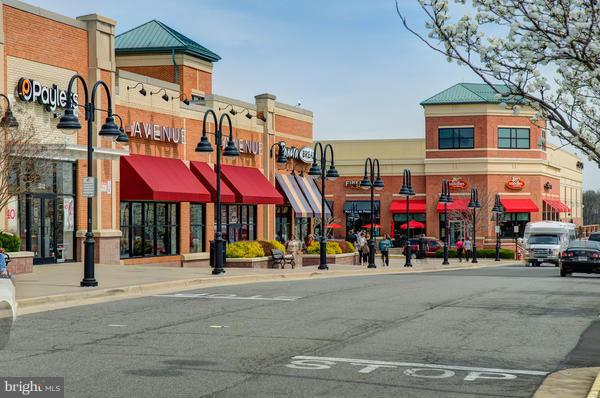 MANCHESTER LAKES - Residential