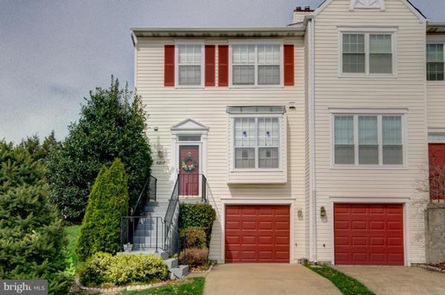 Fantastic opportunity to own in Manchester Lakes! Quiet 3BR end-unit townhome w/ access to wonderful community center, pool, playground, etc. Fenced backyard with small patio and grassy area. Attached 1-car garage. High vaulted ceilings in MBR and in upper level! 1 mile from Kingstowne shopping center, 2 miles from Franconia-Springfield metro station. Professionally negotiated short sale.