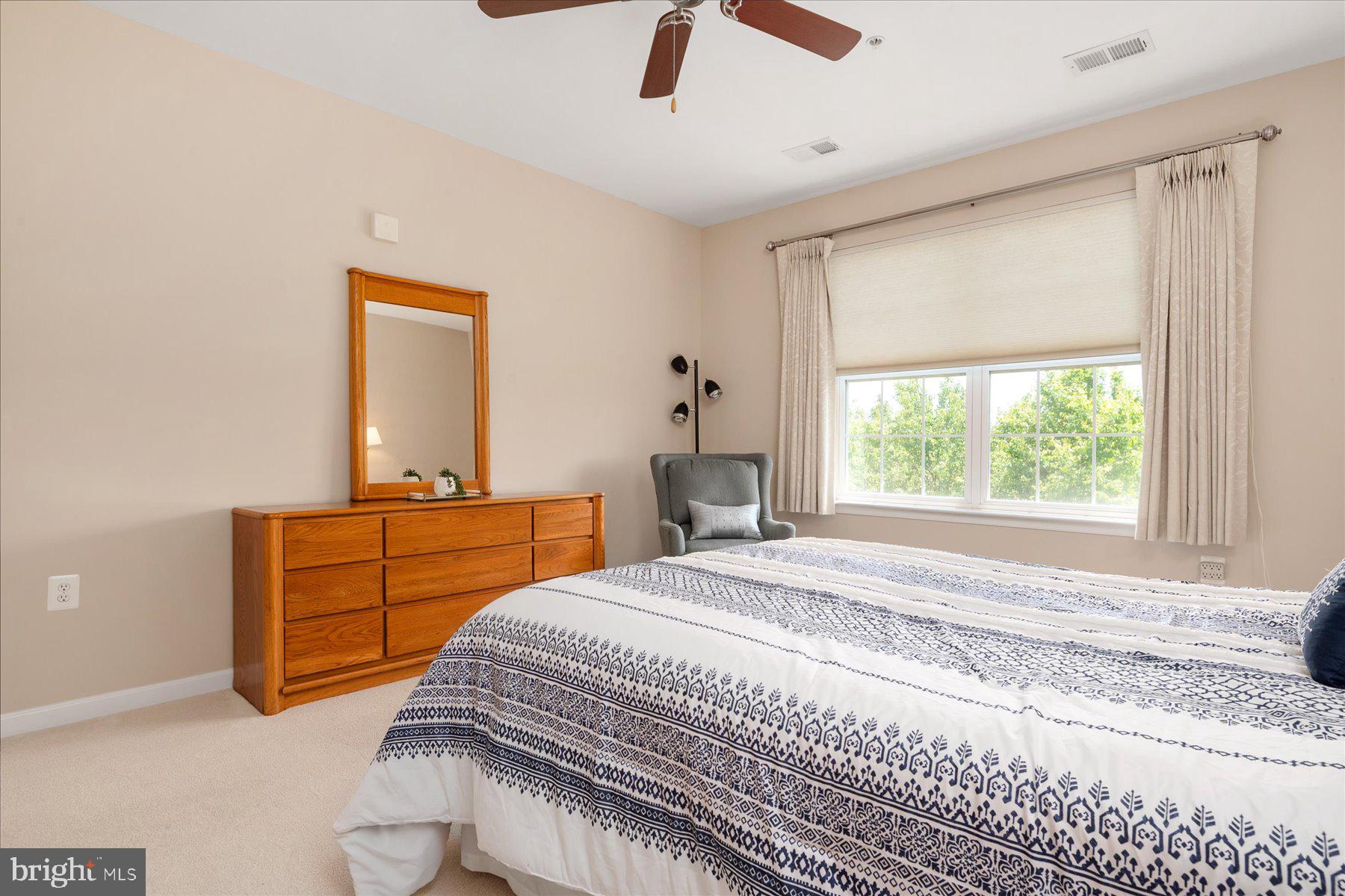 CARROLLS CREEK - Residential