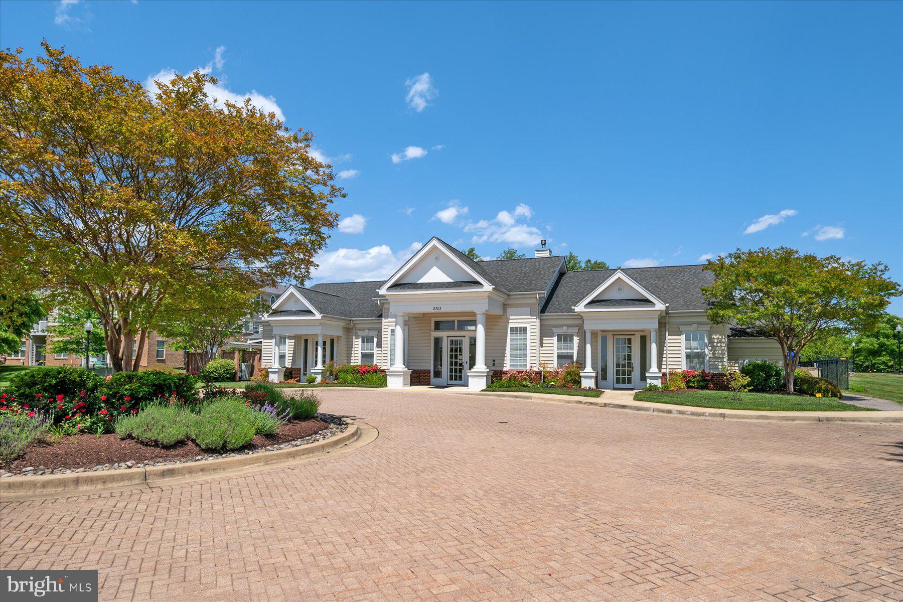 CARROLLS CREEK - Residential