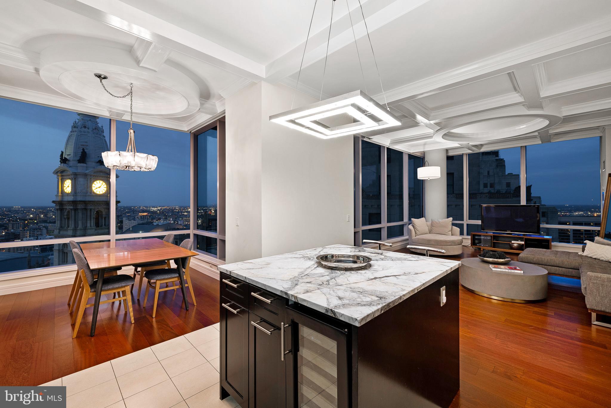 RITTENHOUSE SQUARE - Residential