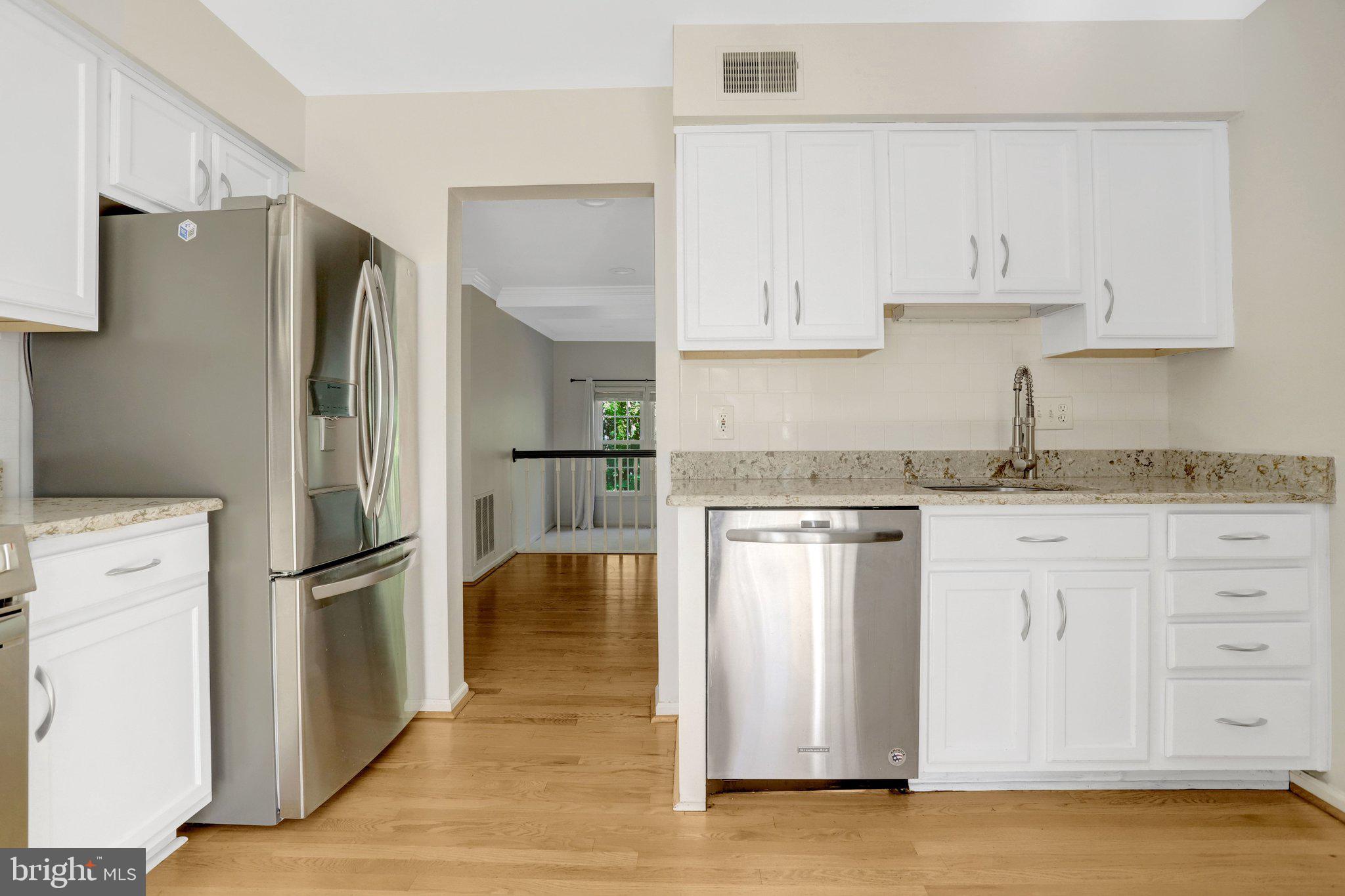 6149 SUMMER PARK LANE