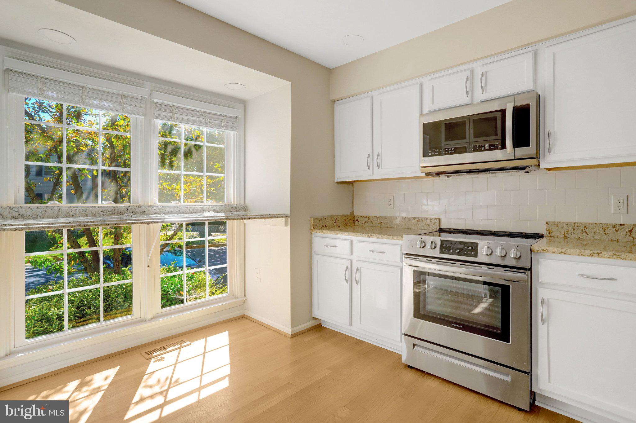 6149 SUMMER PARK LANE