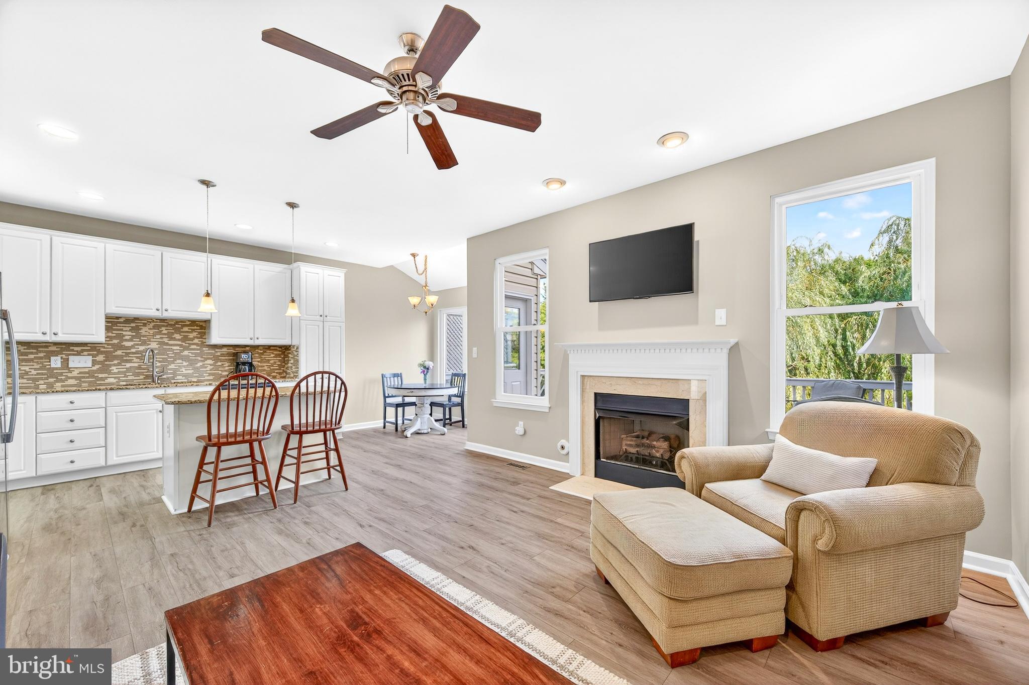 FARMWELL HUNT - Residential