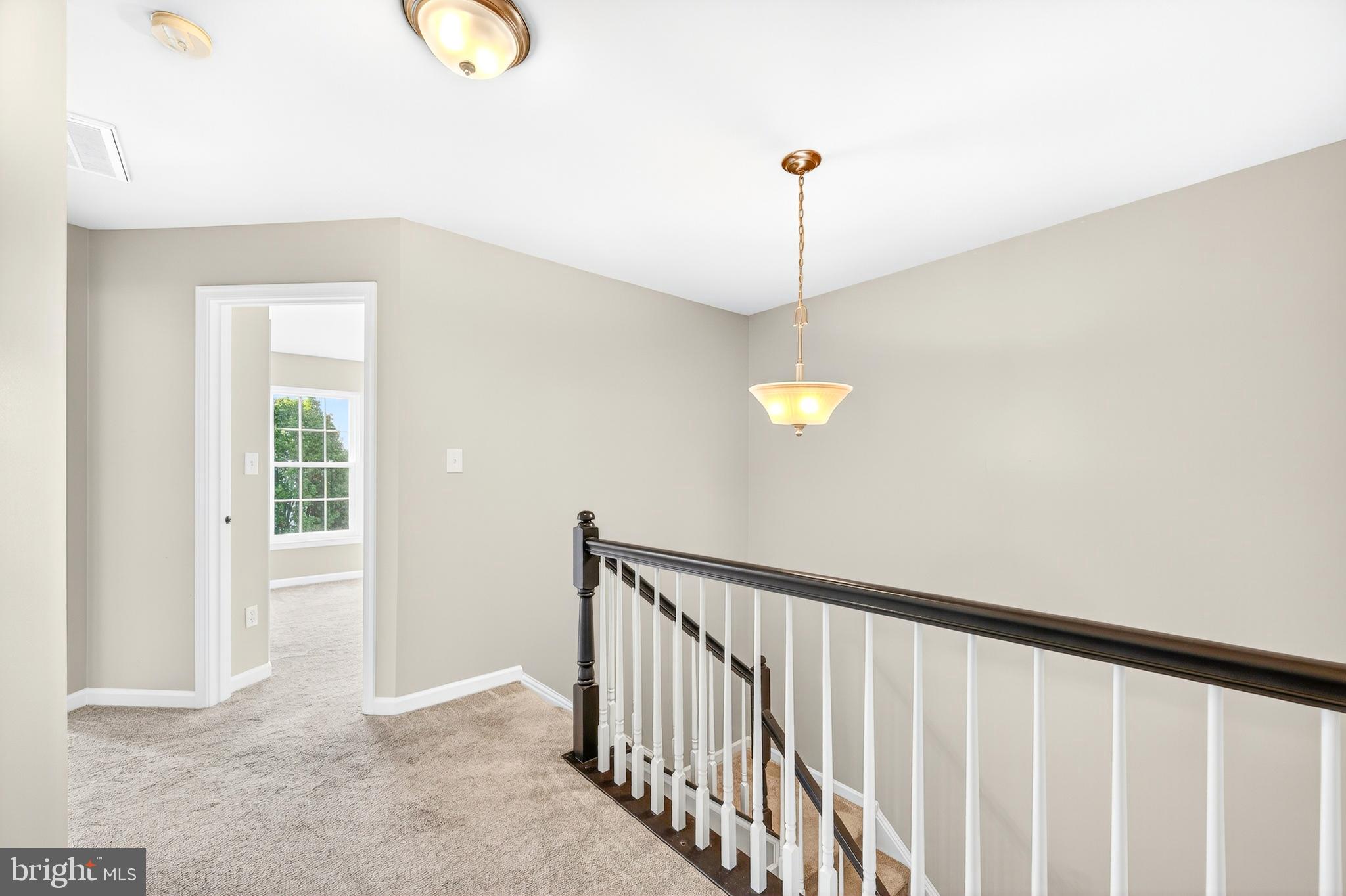 FARMWELL HUNT - Residential