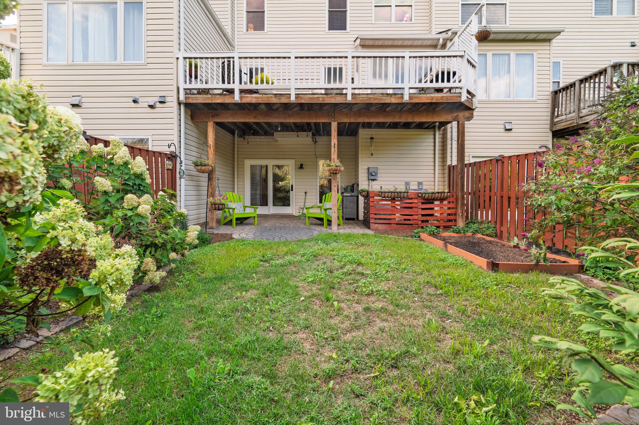 FARMWELL HUNT - Residential