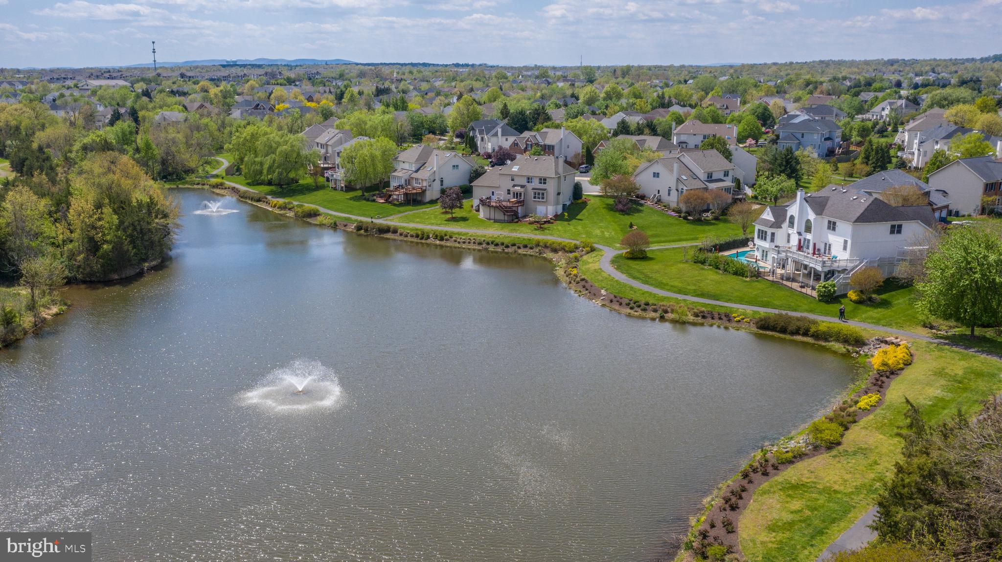 FARMWELL HUNT - Residential