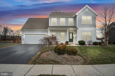 Photo of 168 Parkside Drive, ANNVILLE, PA 17003 (MLS # PALN2024074)