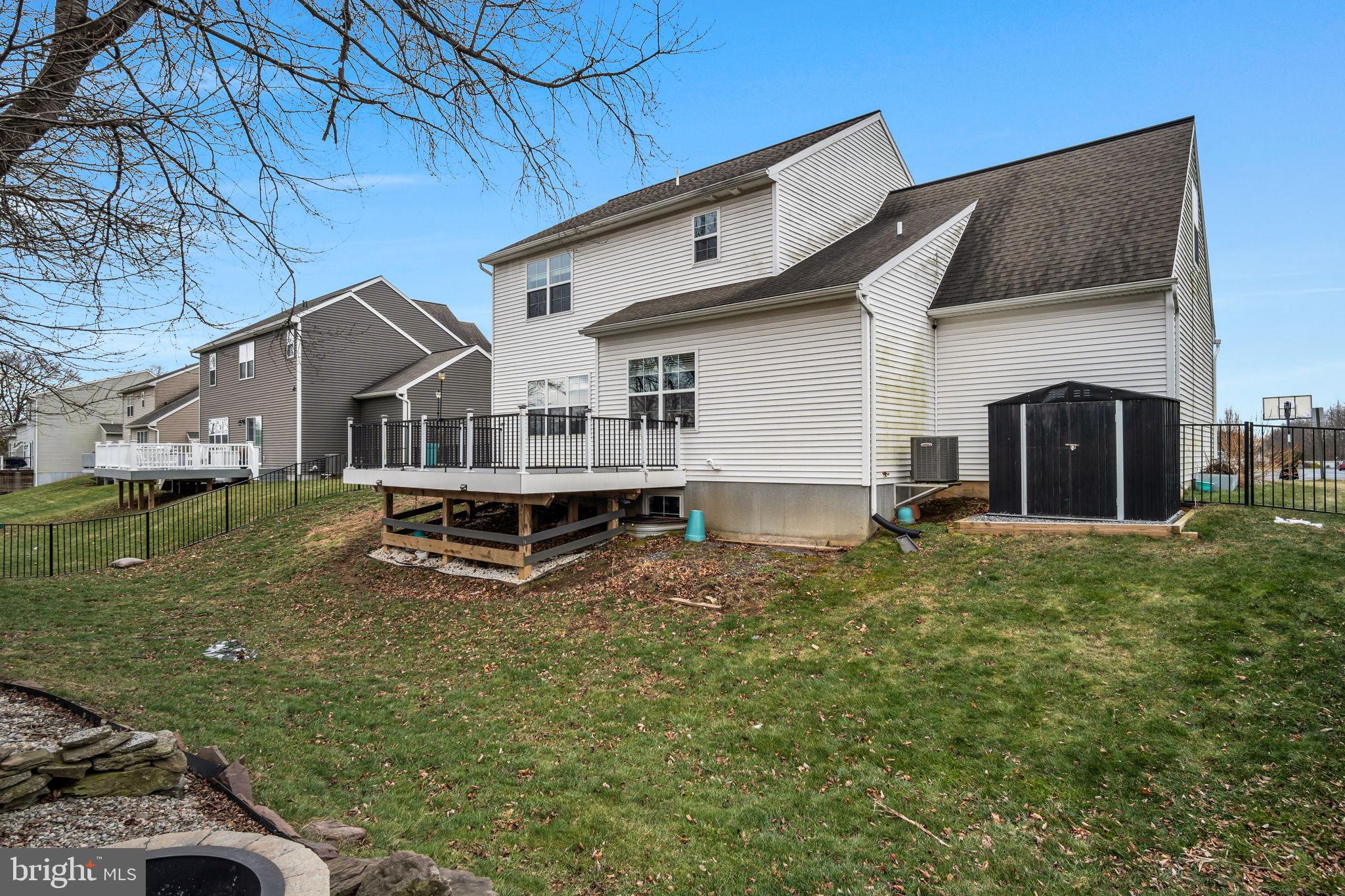 LIBERTY STATION - Residential