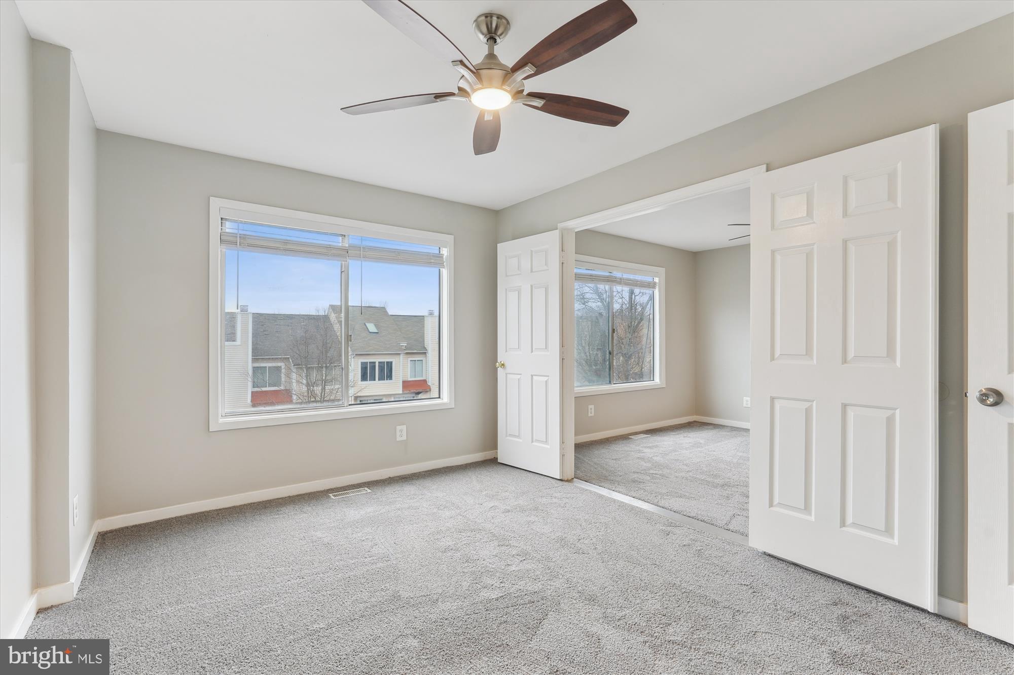 DOCKSIDE - Residential Lease