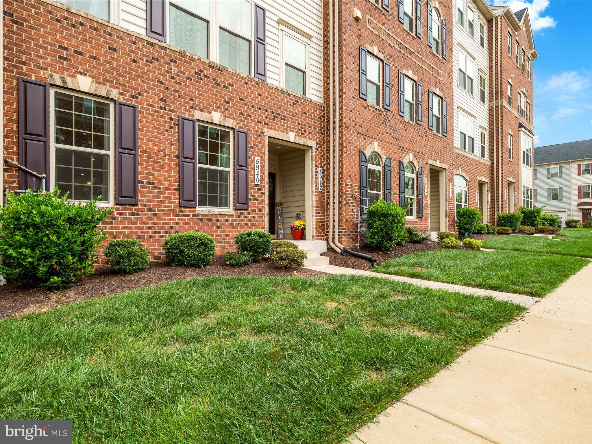 5940 ETTERBEEK STREET