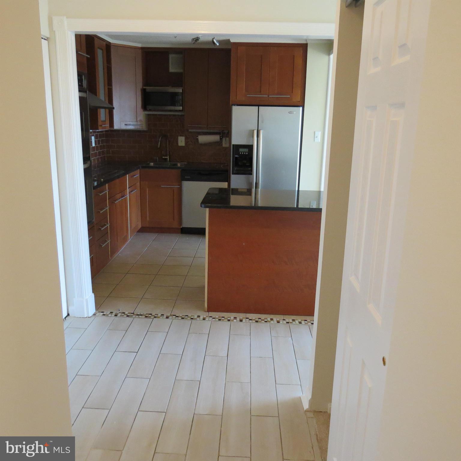 WATERGATE AT LANDMARK - Residential Lease