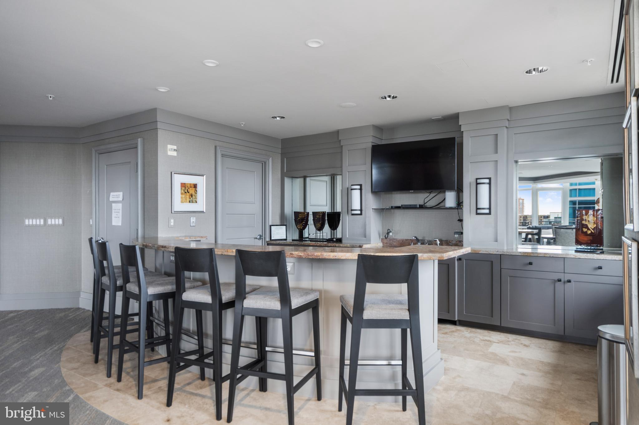 ONE PARK CREST CONDOMINIUM - Residential