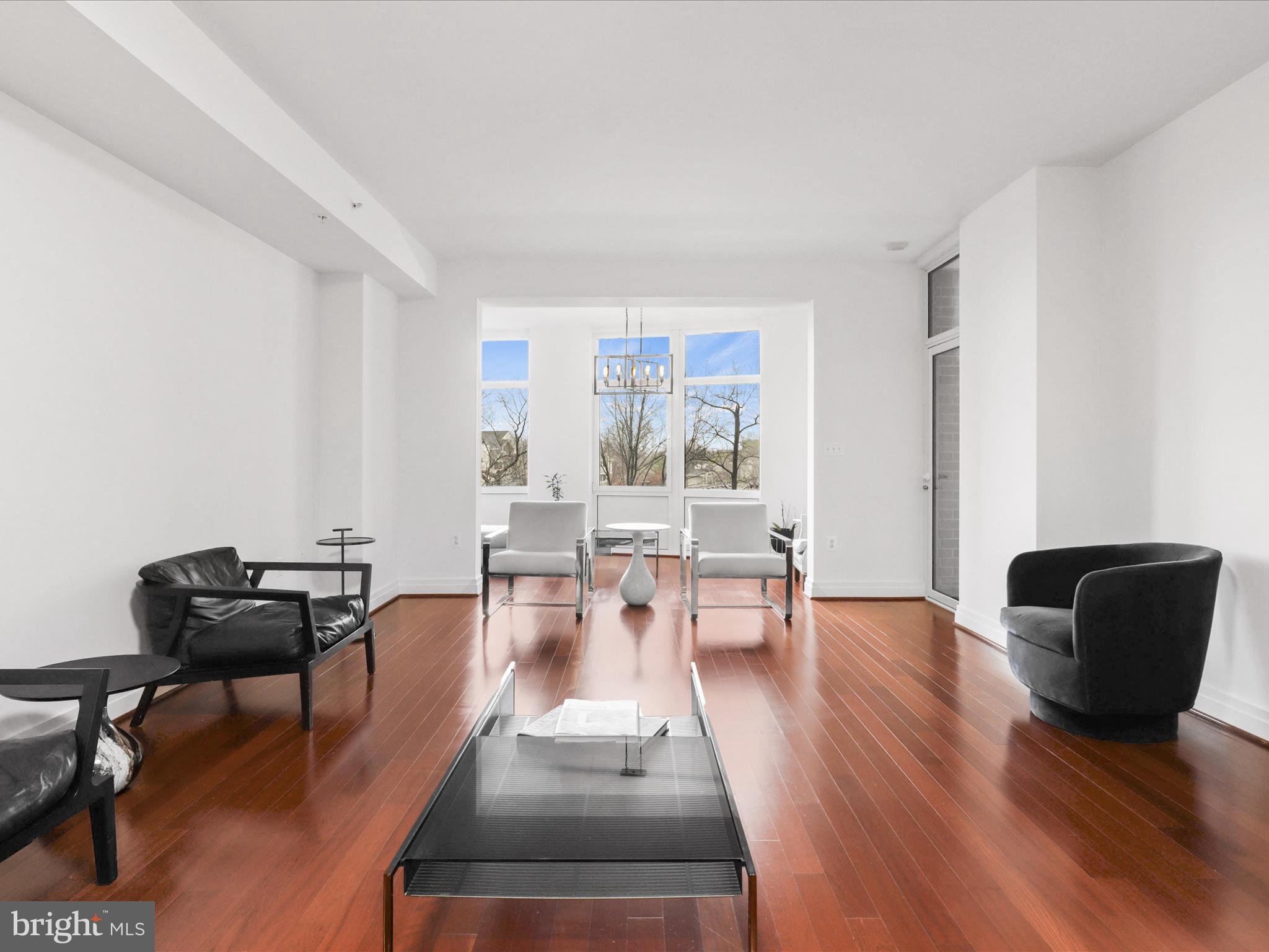 ONE PARK CREST CONDOMINIUM - Residential