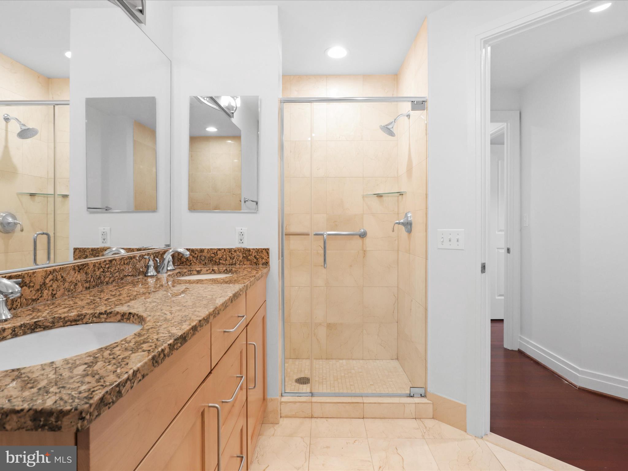 ONE PARK CREST CONDOMINIUM - Residential