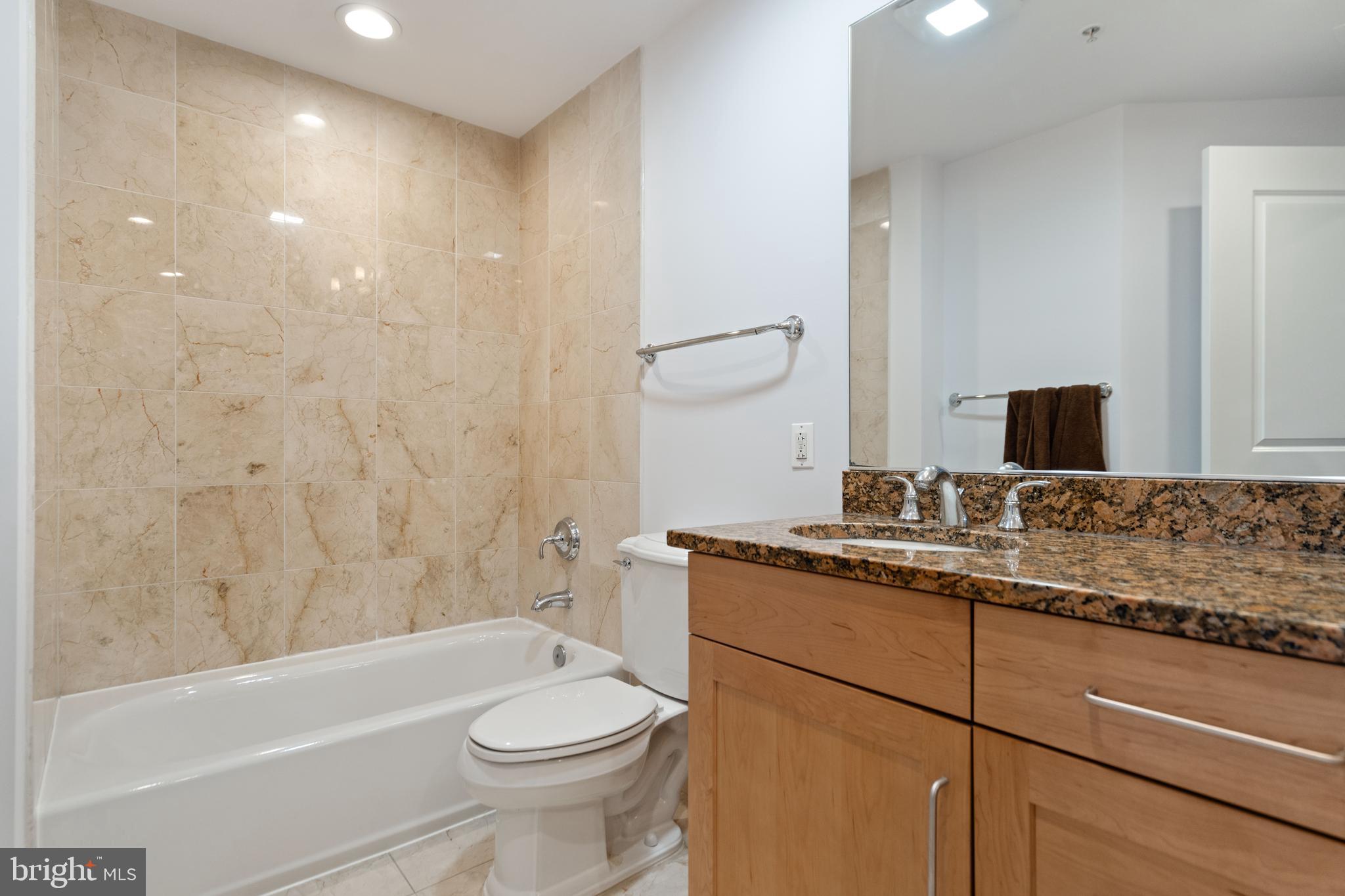 ONE PARK CREST CONDOMINIUM - Residential