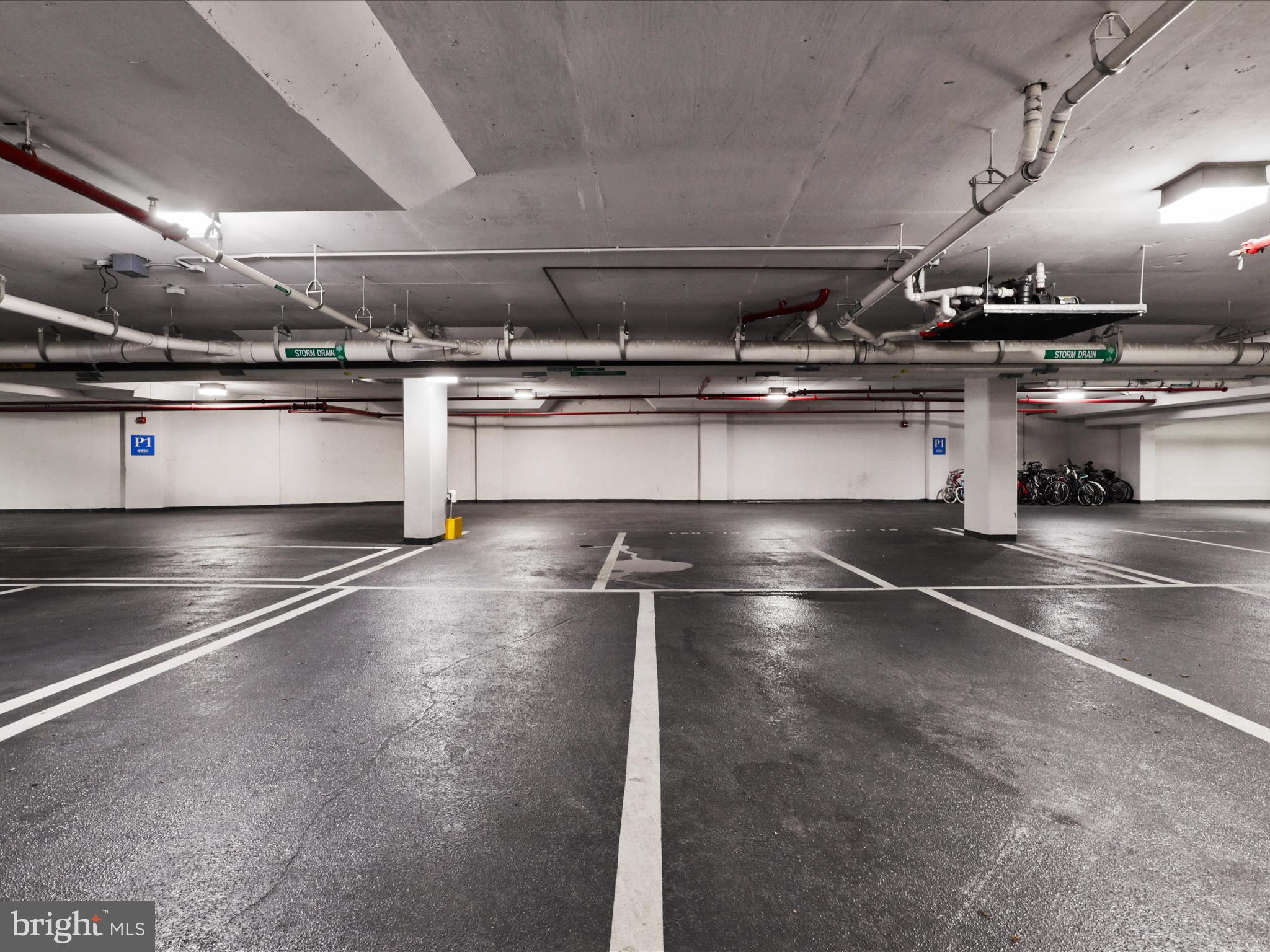 ONE PARK CREST CONDOMINIUM - Residential