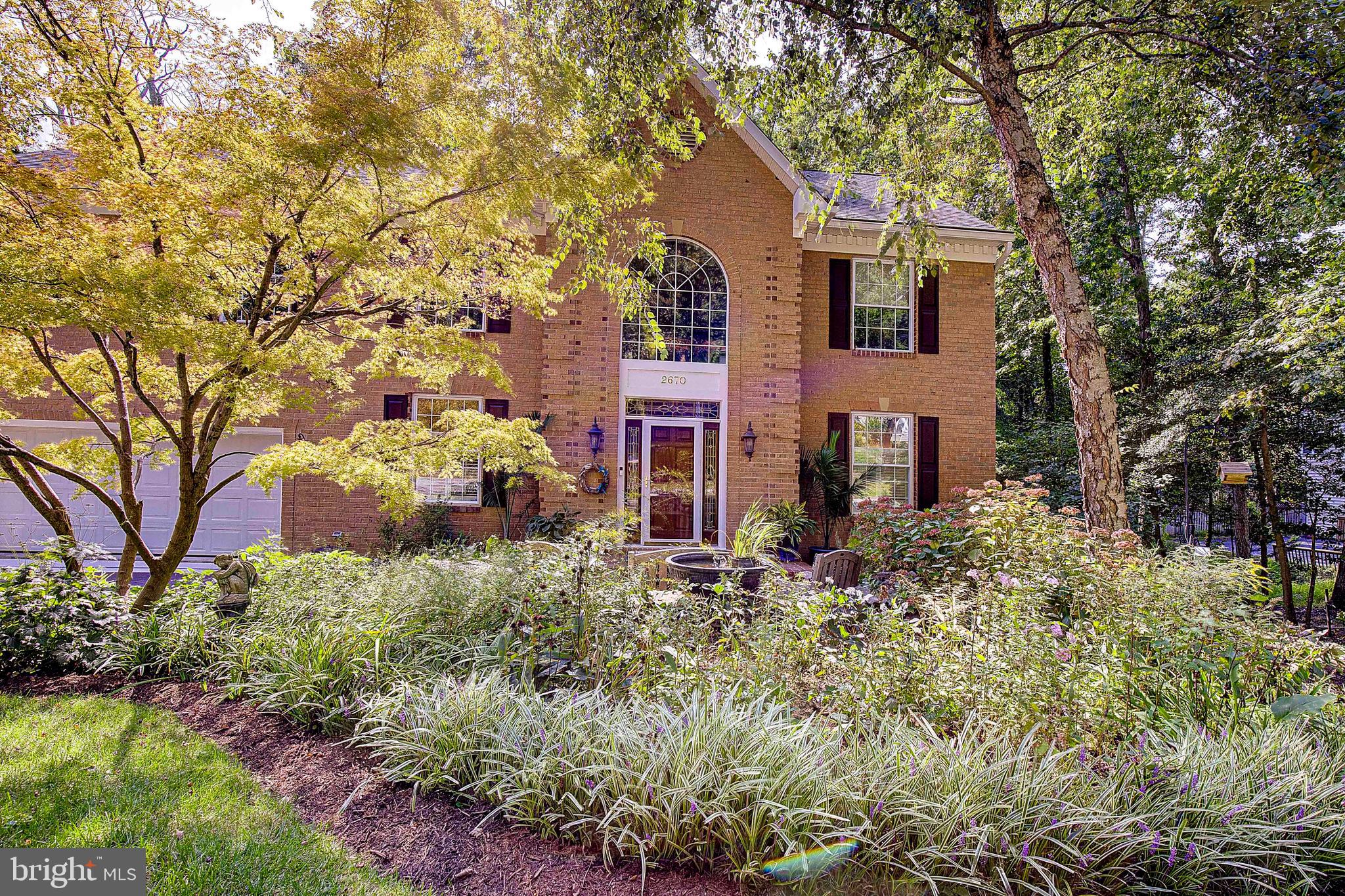 ANNAPOLIS ROADS - Residential