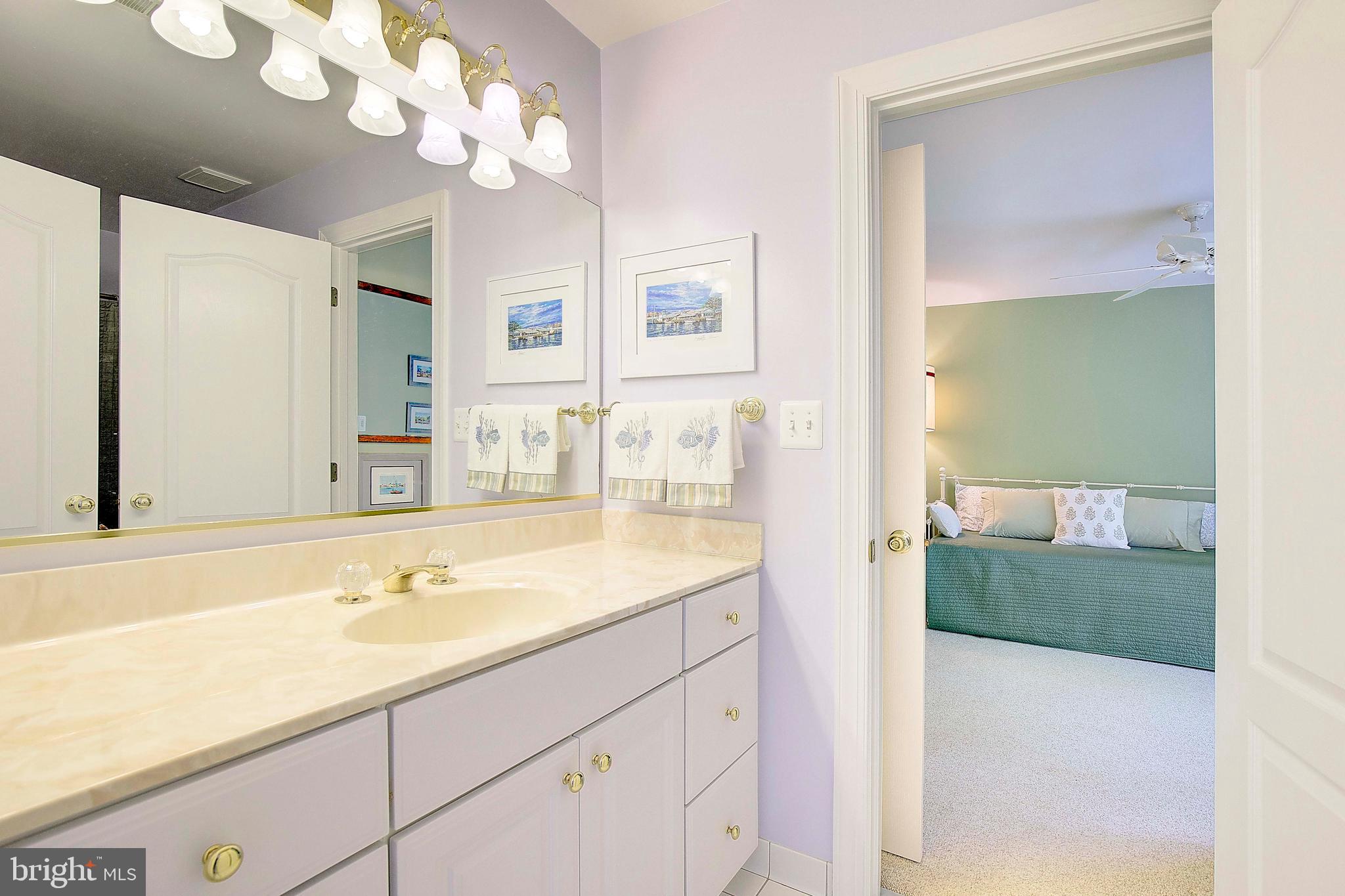 ANNAPOLIS ROADS - Residential