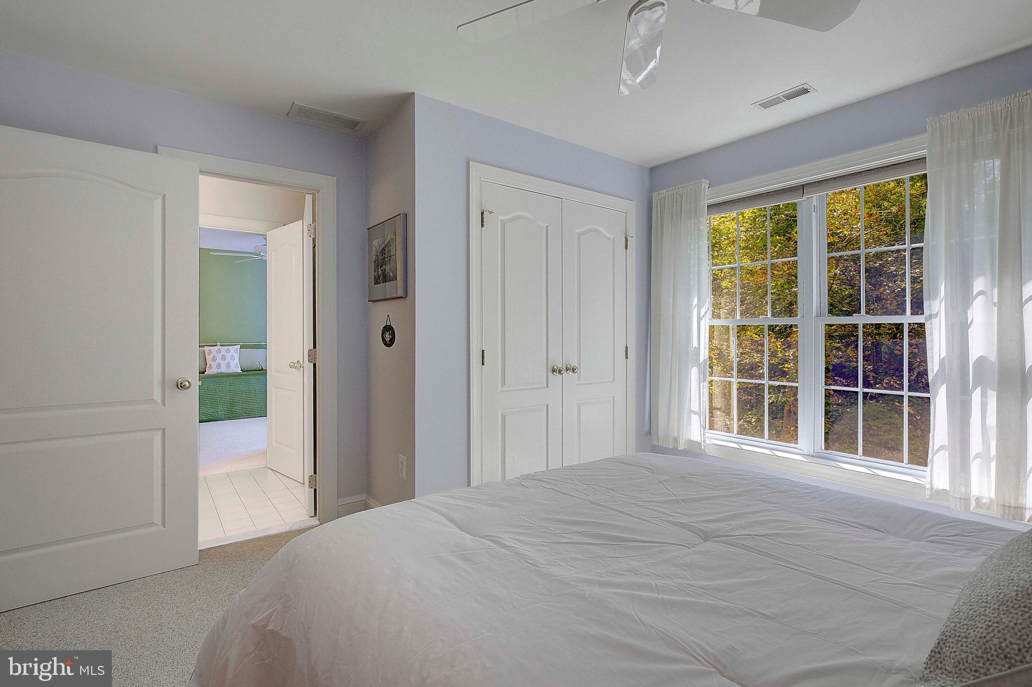 ANNAPOLIS ROADS - Residential