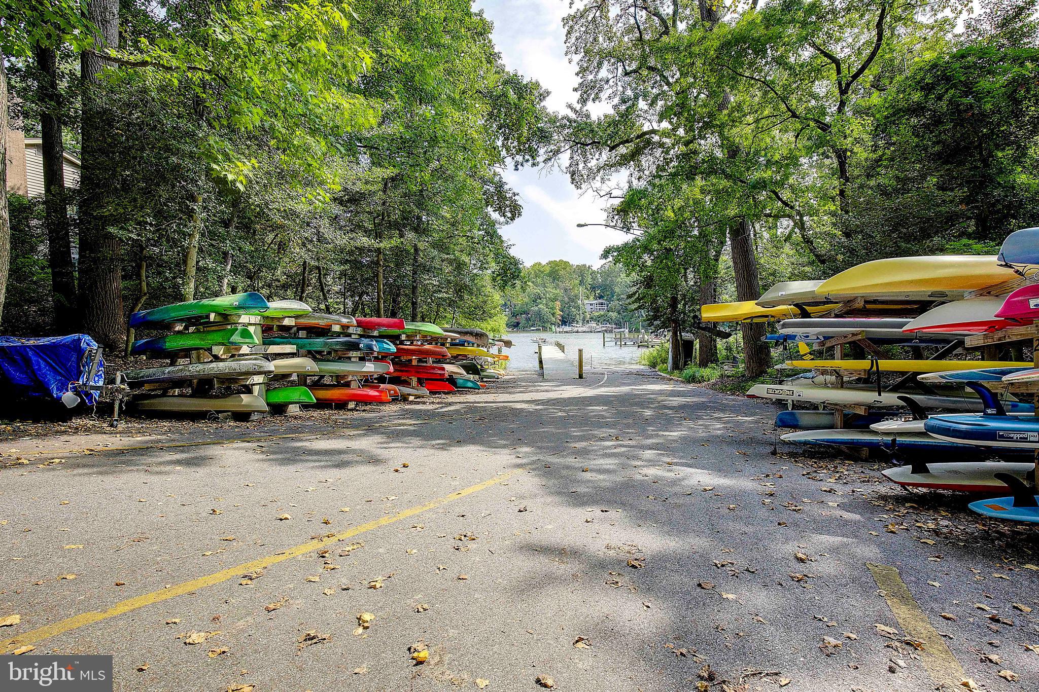 ANNAPOLIS ROADS - Residential