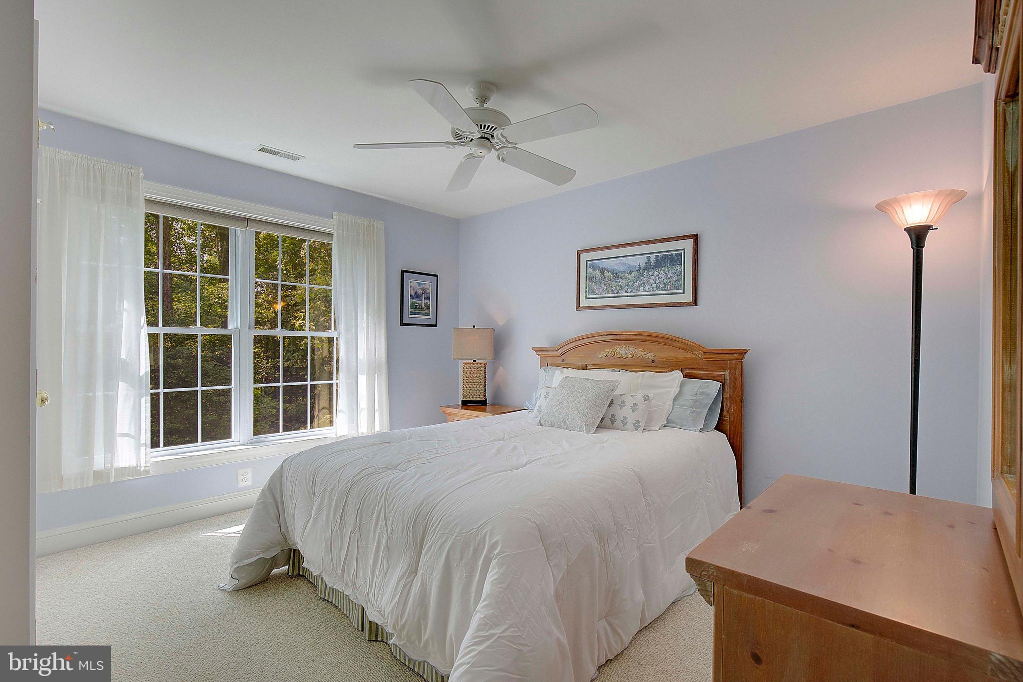 ANNAPOLIS ROADS - Residential