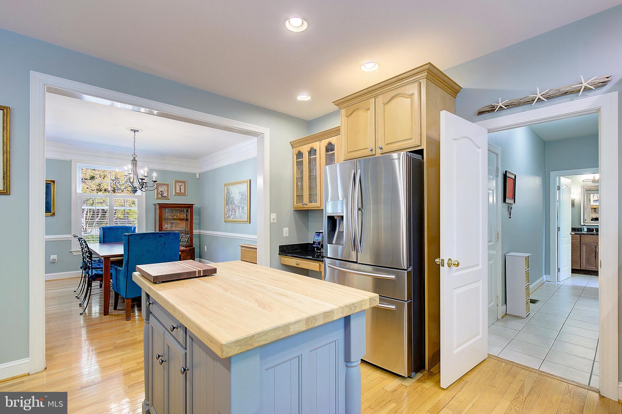 ANNAPOLIS ROADS - Residential