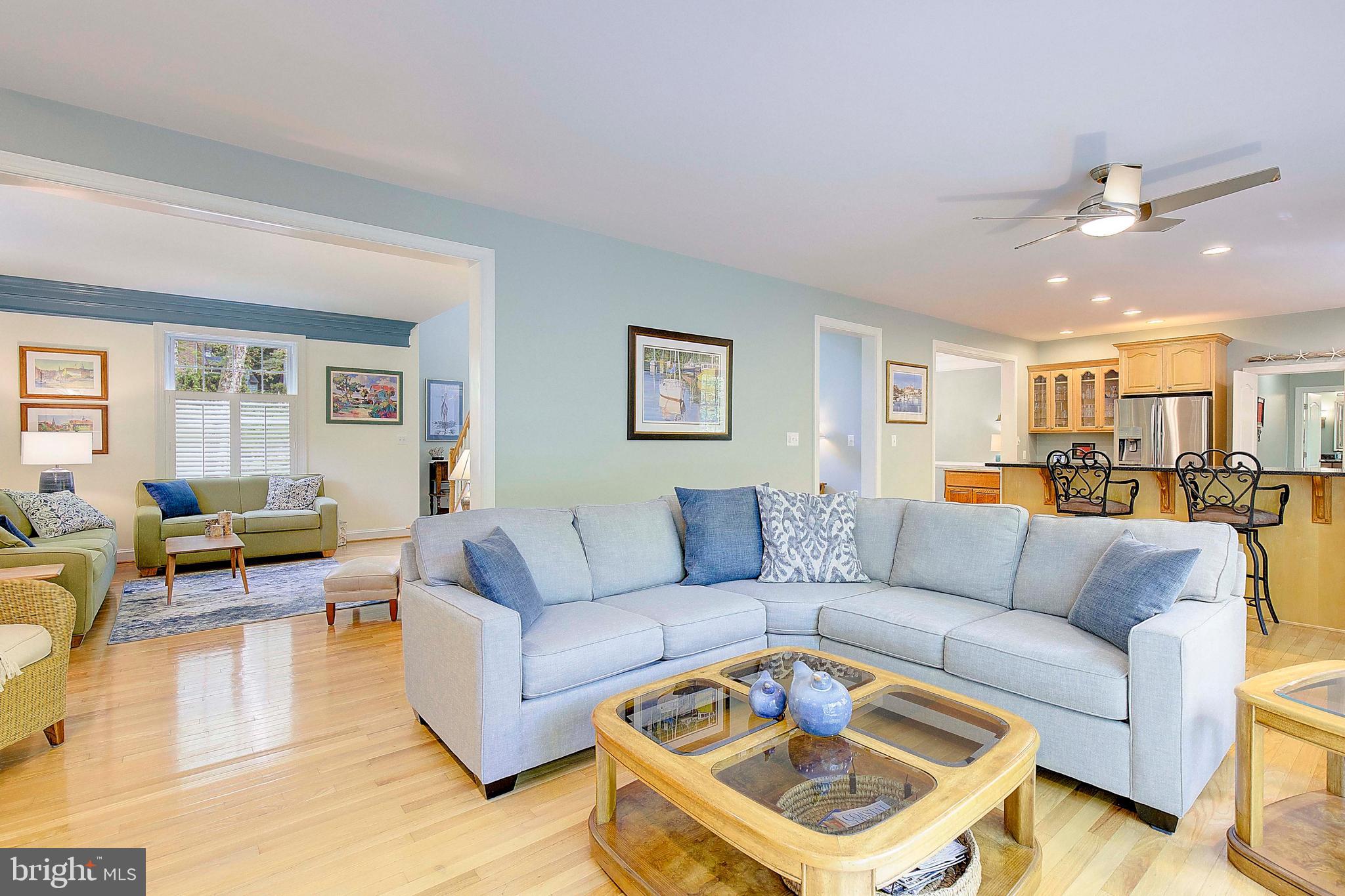 ANNAPOLIS ROADS - Residential