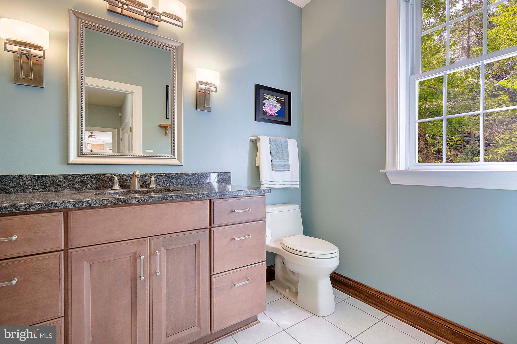 ANNAPOLIS ROADS - Residential