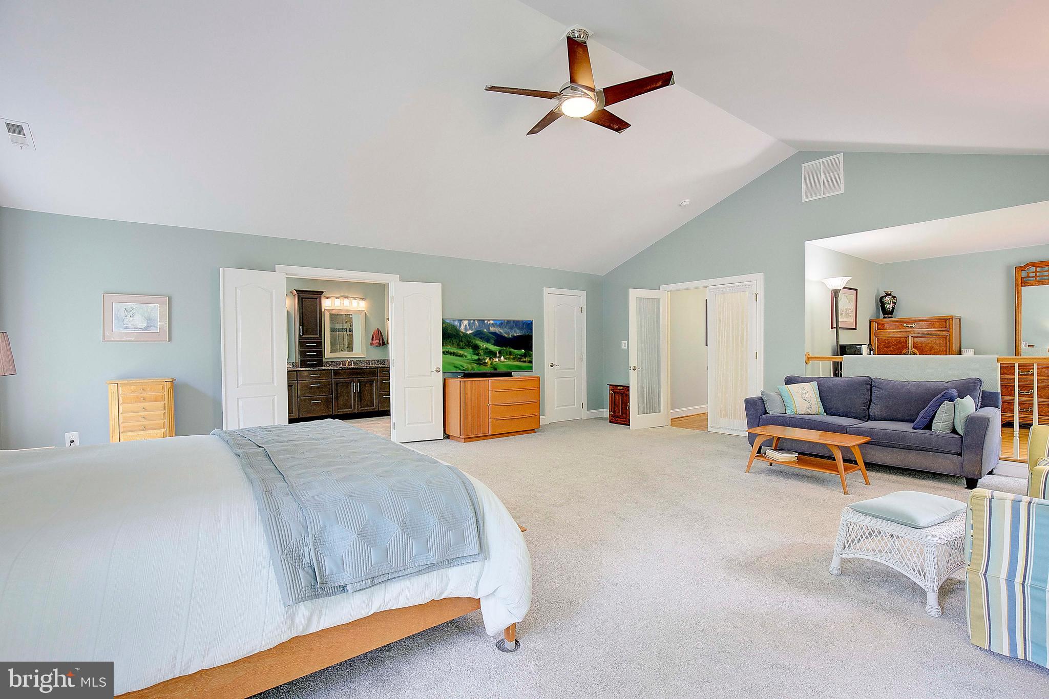 ANNAPOLIS ROADS - Residential