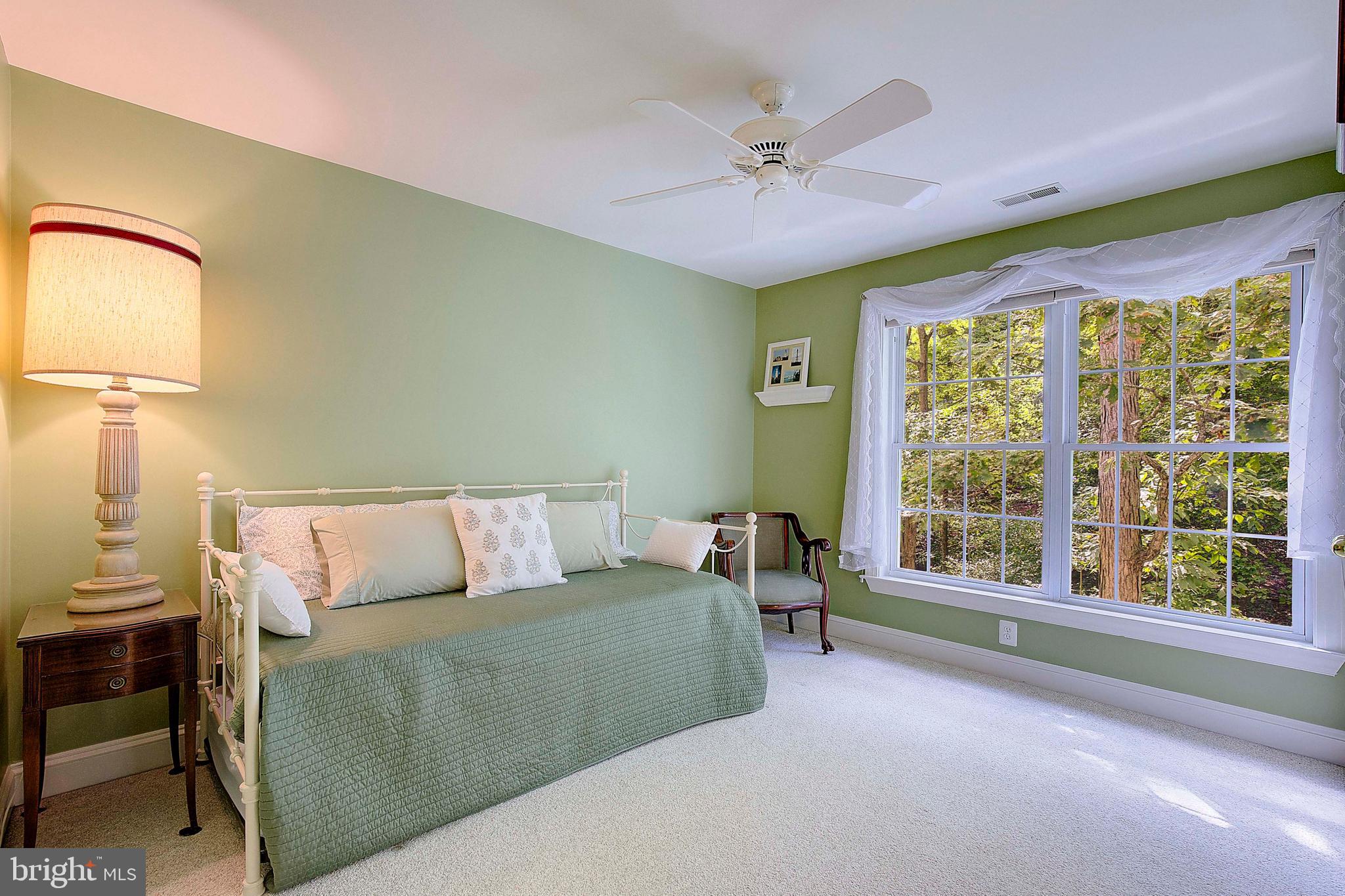 ANNAPOLIS ROADS - Residential