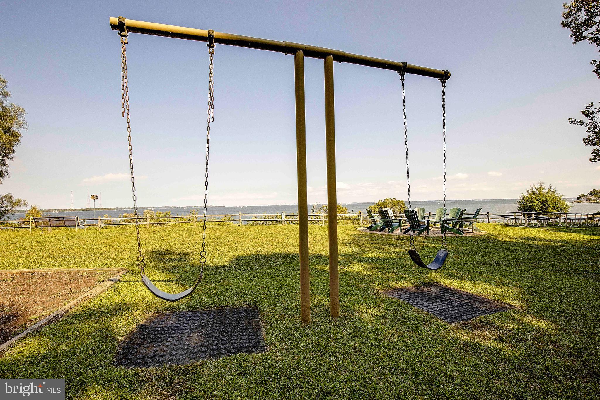 ANNAPOLIS ROADS - Residential