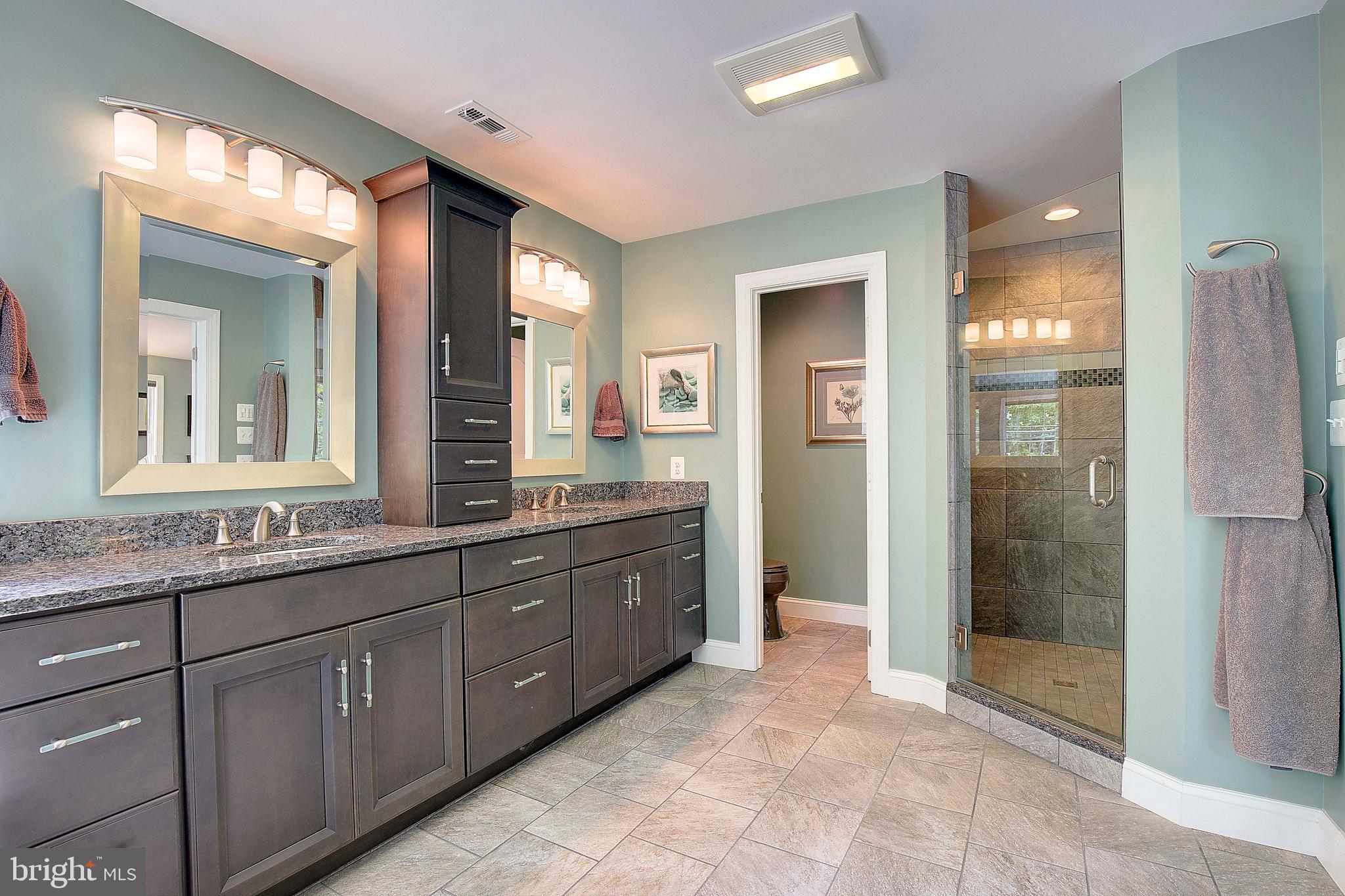 ANNAPOLIS ROADS - Residential