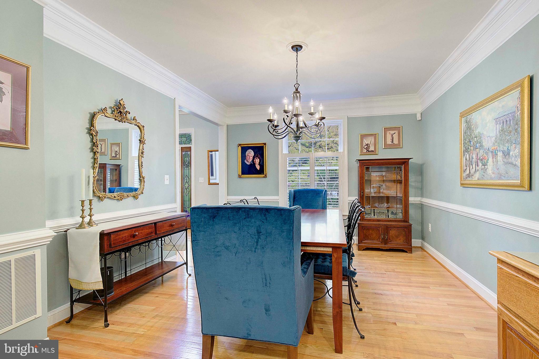 ANNAPOLIS ROADS - Residential