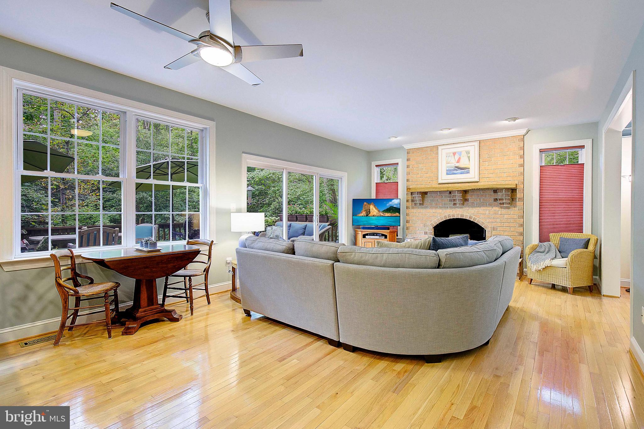 ANNAPOLIS ROADS - Residential