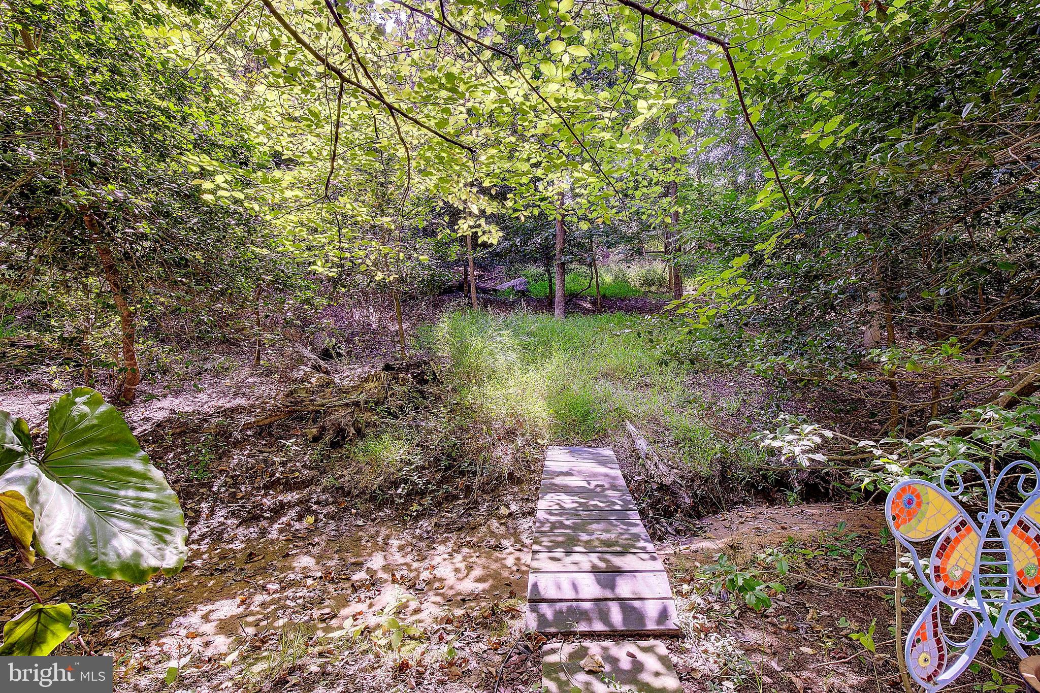 ANNAPOLIS ROADS - Residential