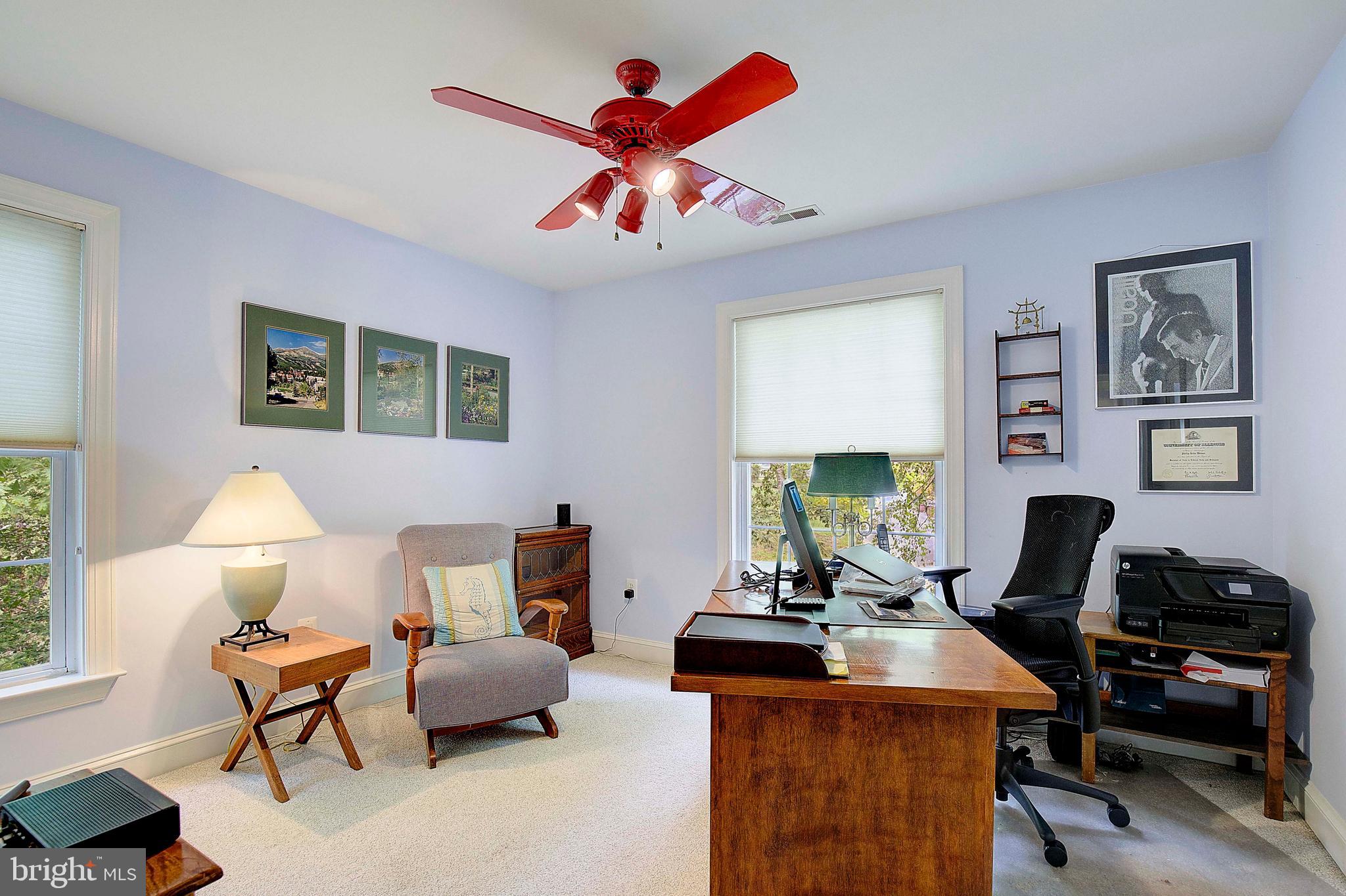 ANNAPOLIS ROADS - Residential