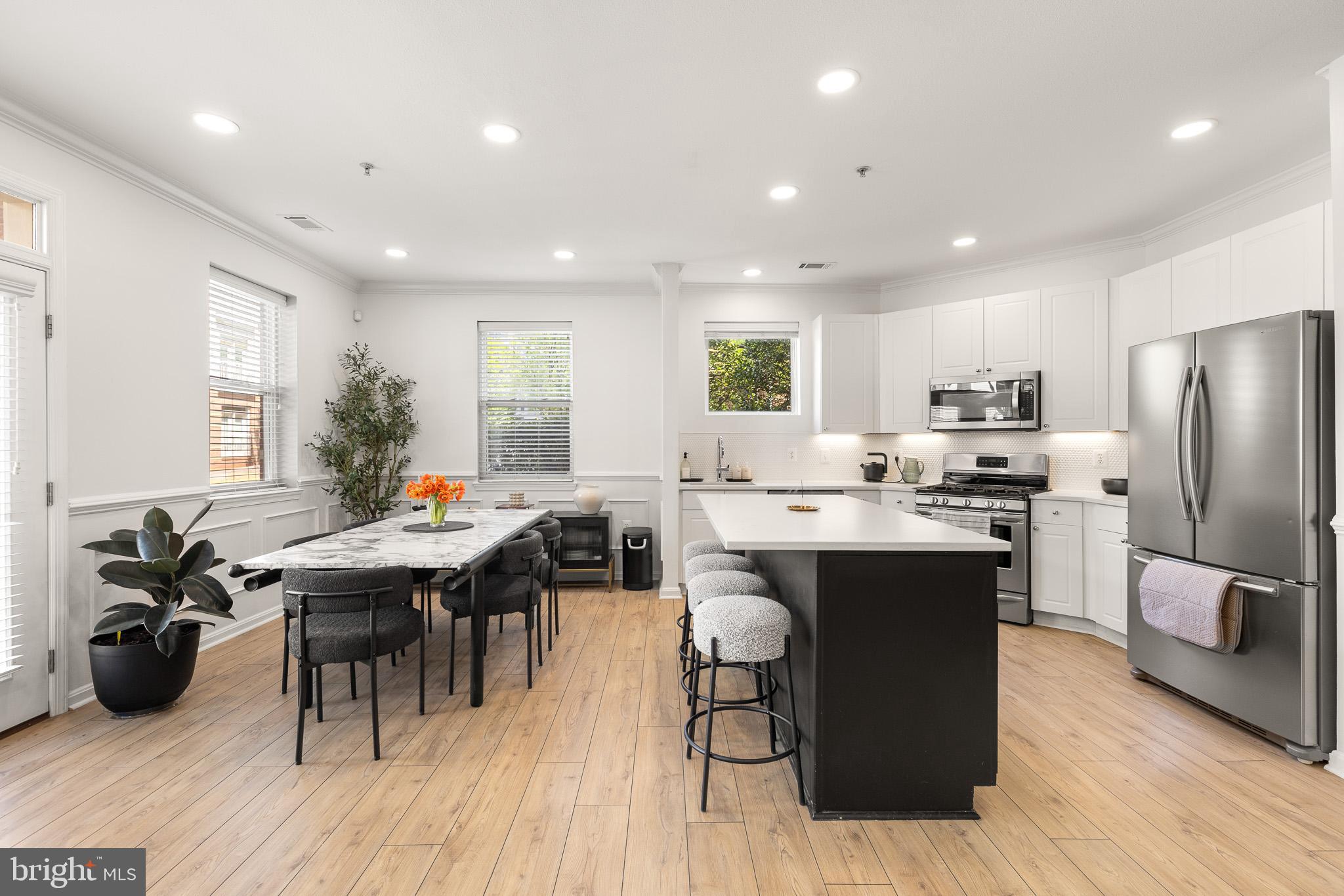 MARQUIS AT VIENNA STATION - Residential