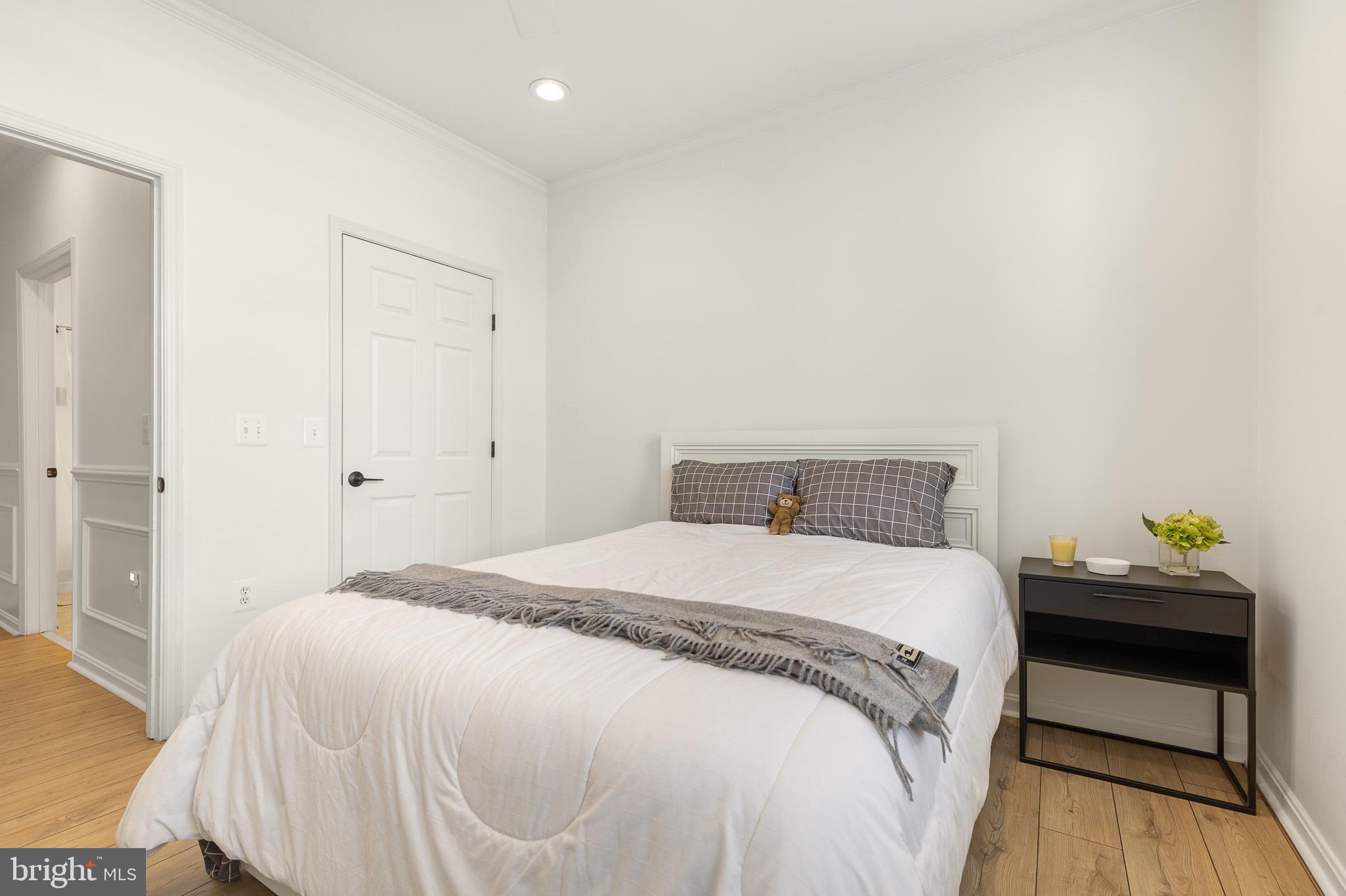 MARQUIS AT VIENNA STATION - Residential