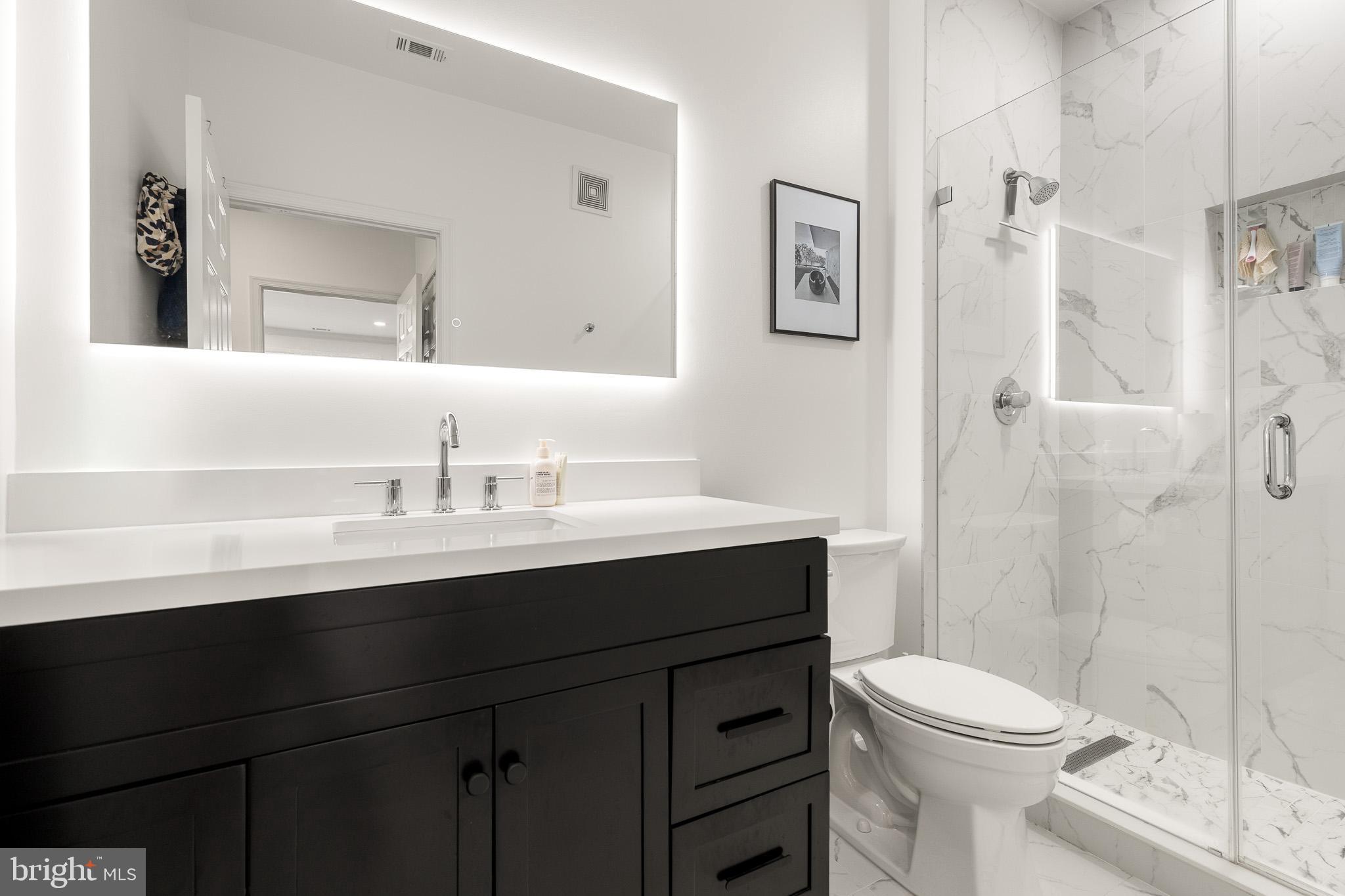 MARQUIS AT VIENNA STATION - Residential