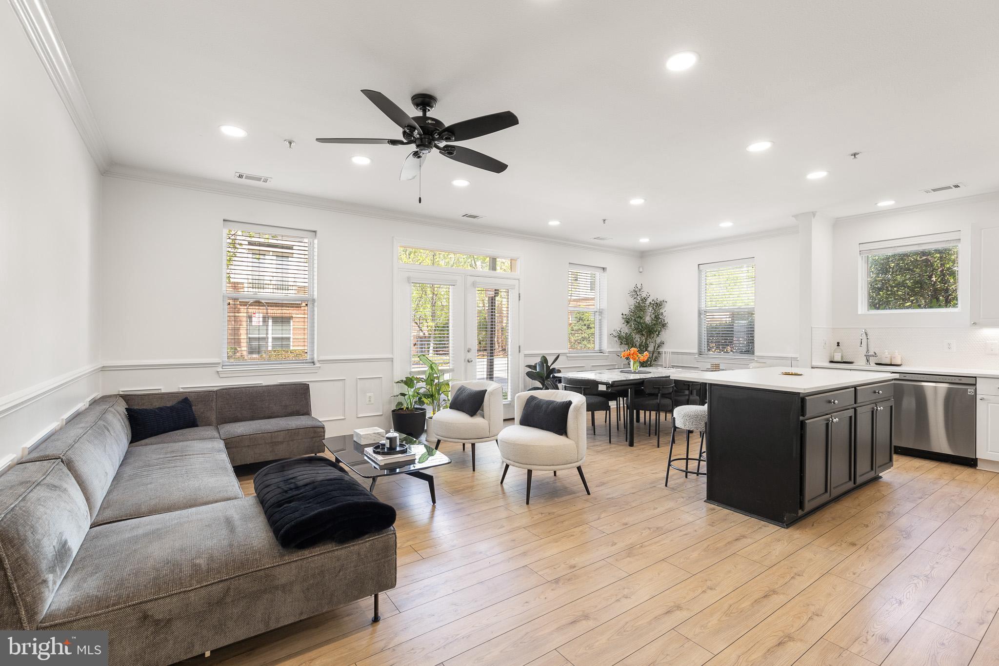 MARQUIS AT VIENNA STATION - Residential