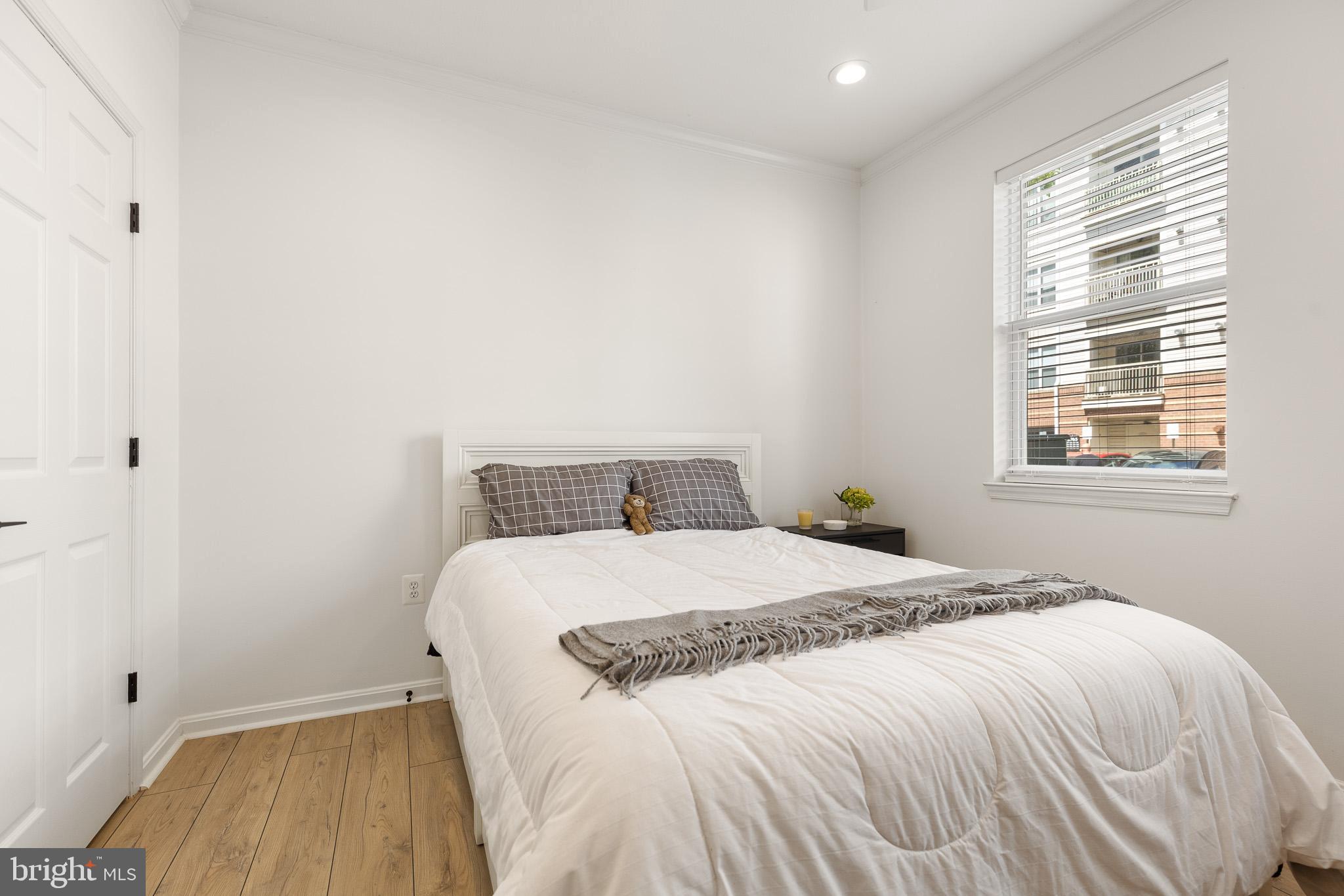 MARQUIS AT VIENNA STATION - Residential